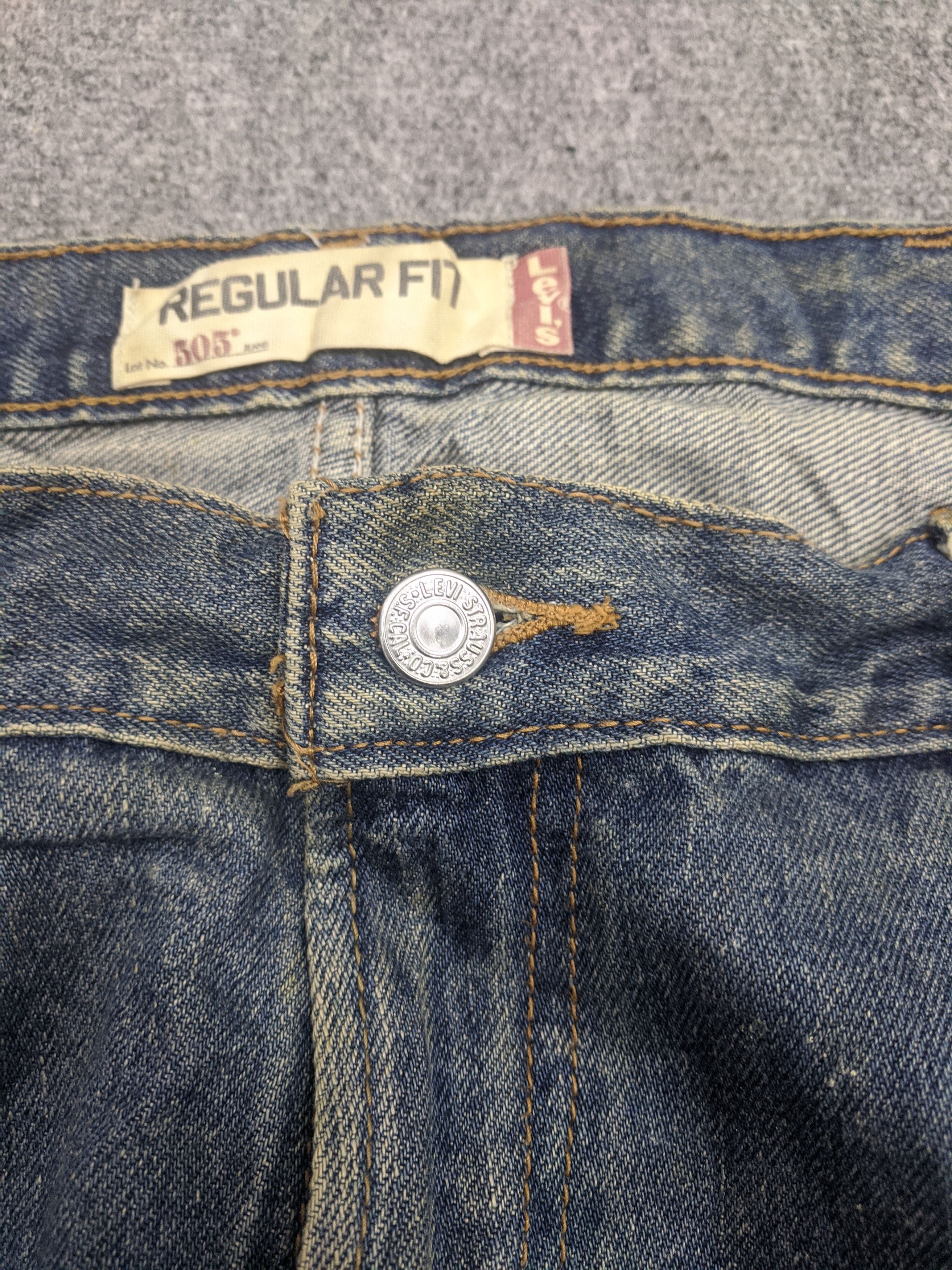 Levi's Vintage Levis 505 Light Wash Jeans DP0798 Size US 40 / EU 56 - 11 Thumbnail