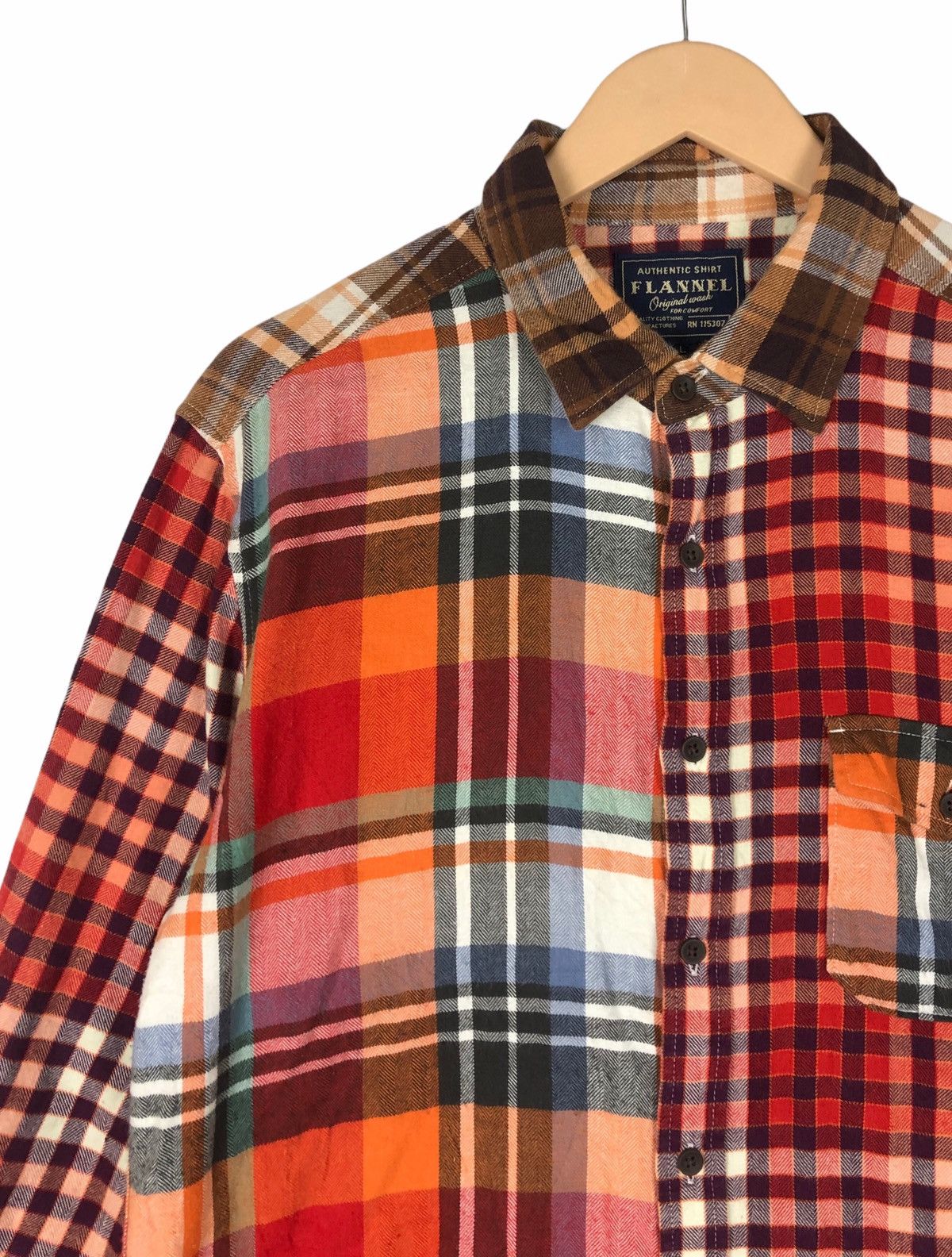 Flannel × Uniqlo Flannel Uniqlo Plaid Tartan Button Ups Shirt Size US L / EU 52-54 / 3 - 6 Thumbnail