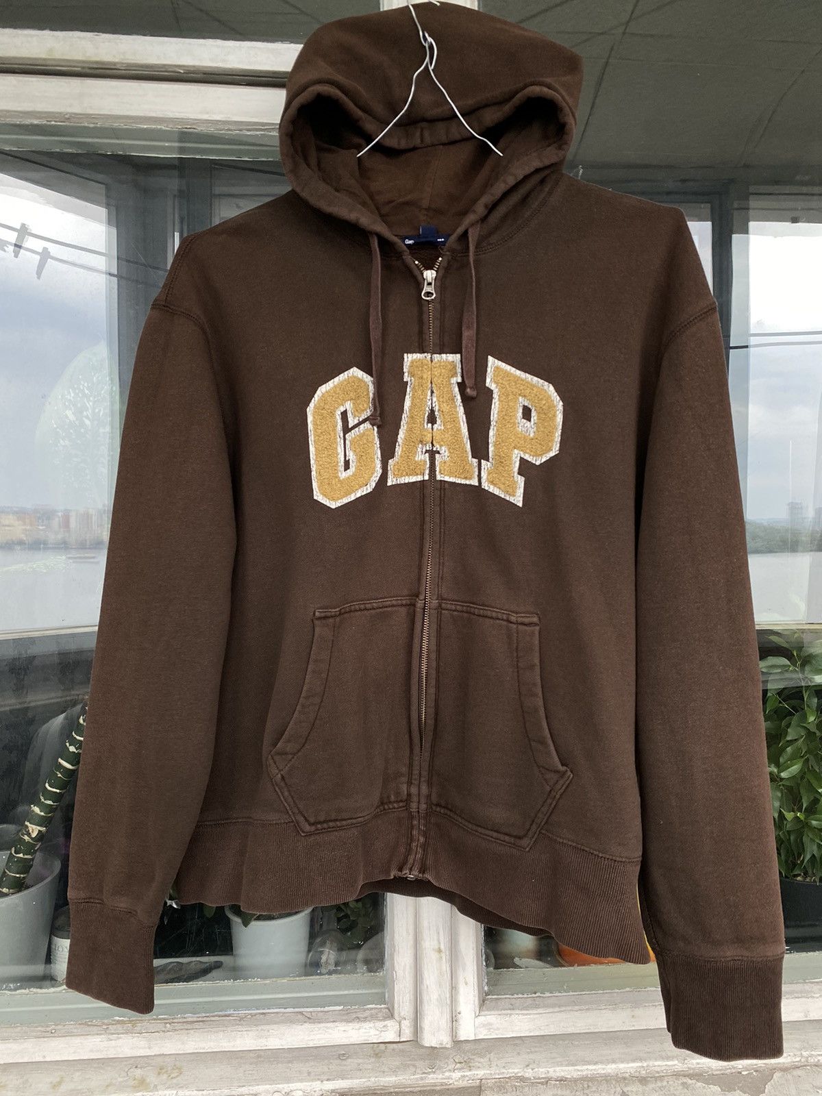 Vintage Brown Gap hoodie vintage zip up | Grailed