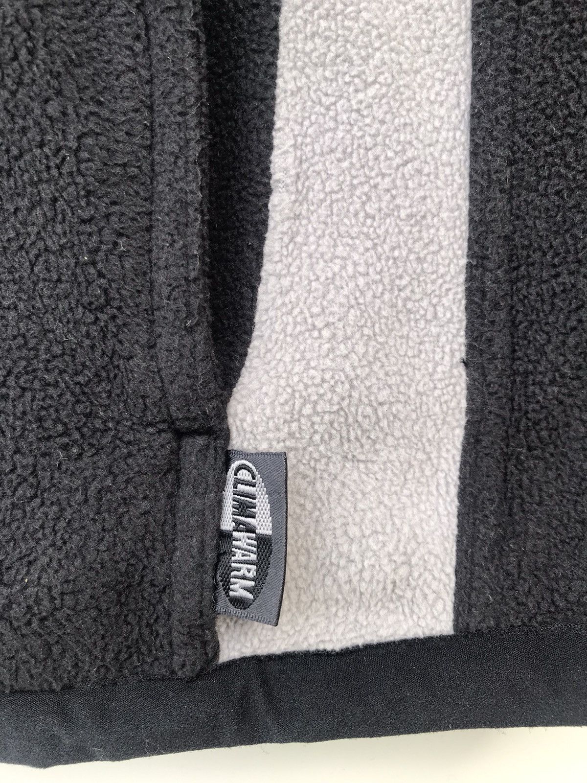 Adidas Vintage Adidas All Blacks Fleece Half Zip Fleece Jacket Size US M / EU 48-50 / 2 - 7 Thumbnail