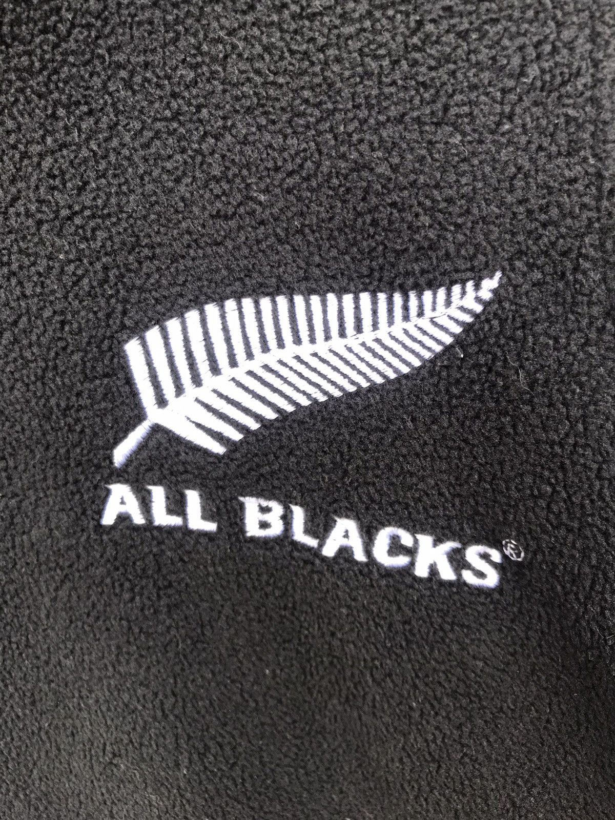 Adidas Vintage Adidas All Blacks Fleece Half Zip Fleece Jacket Size US M / EU 48-50 / 2 - 6 Thumbnail