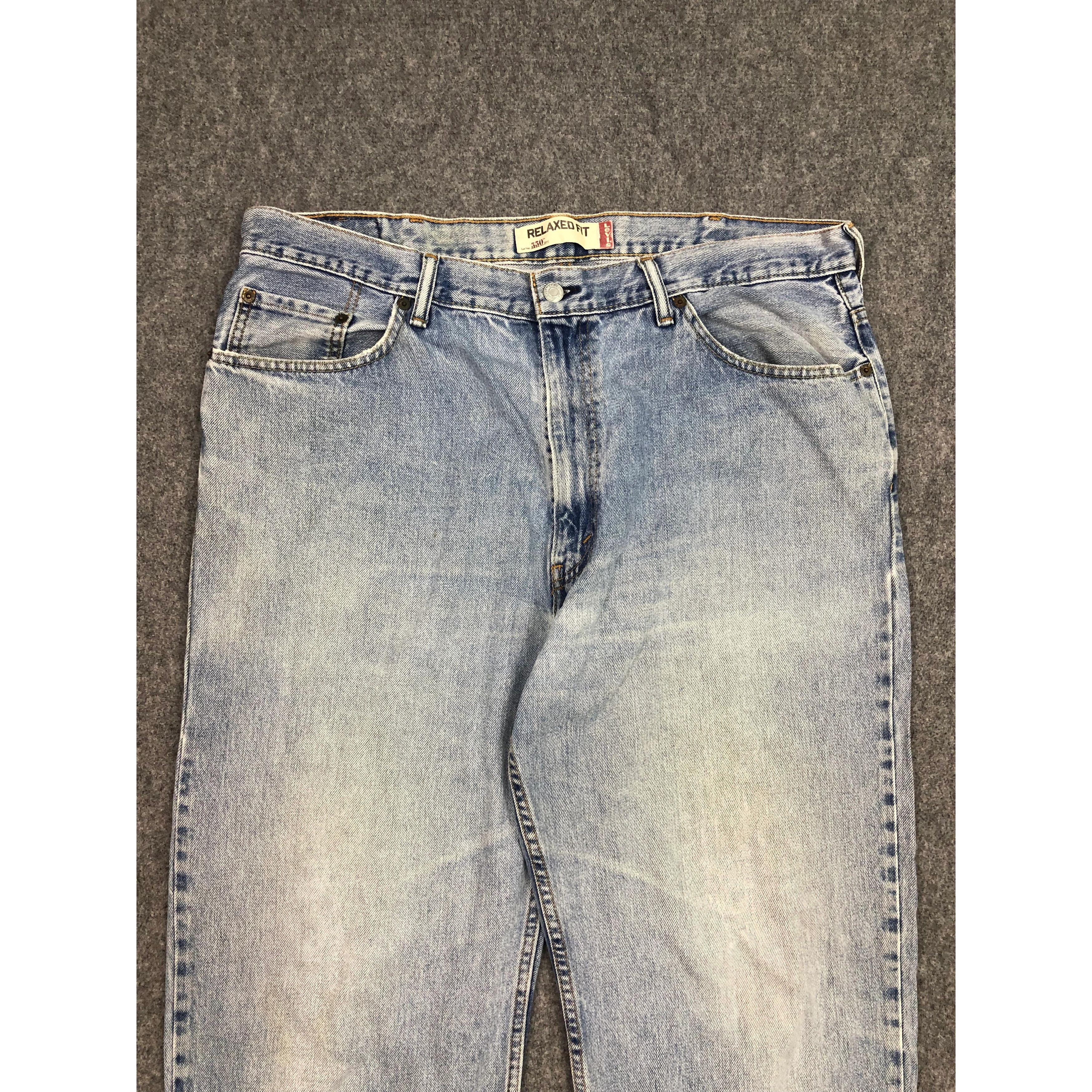 Levi's Vintage Levis 550 Relaxed Fit Lightwash Jeans DP0547 Size US 40 / EU 56 - 3 Thumbnail