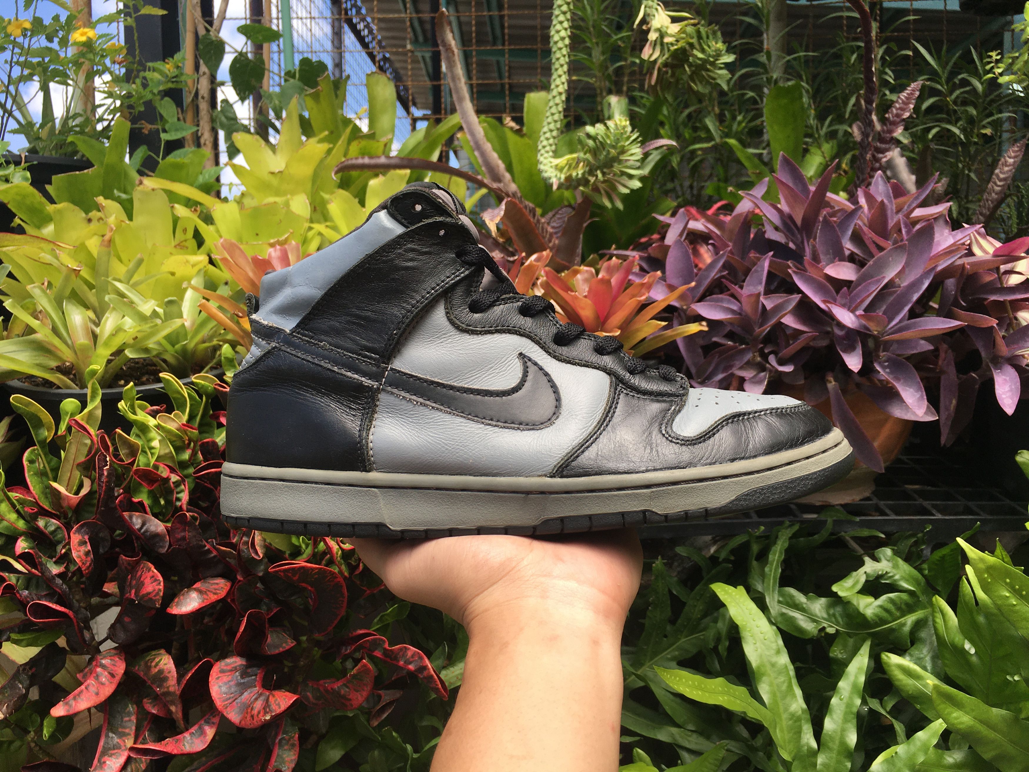 Nike Vintage Nike Dunk High LE Black Cool Grey 1999 Size US 10 / EU 43 - 2 Thumbnail