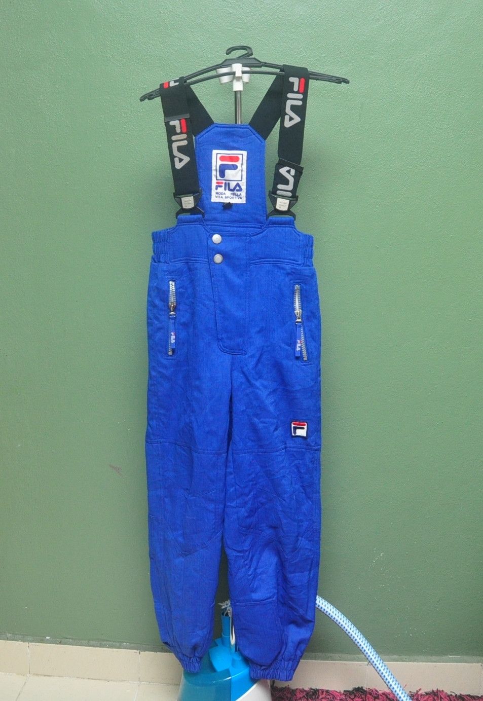 Designer × Japanese Brand Vintage Fila Ski Suit Big Logo Travis Scott Fashion Style Size US 29 - 1 Thumbnail