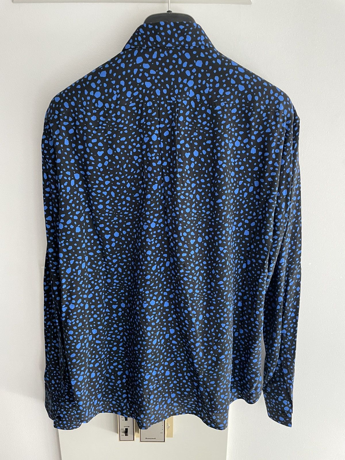 Hedi Slimane × Saint Laurent Paris × Yves Saint Laurent $1,200 Value Rare Runway Leopard Shirt Limited Edition NEW Size US M / EU 48-50 / 2 - 13 Thumbnail