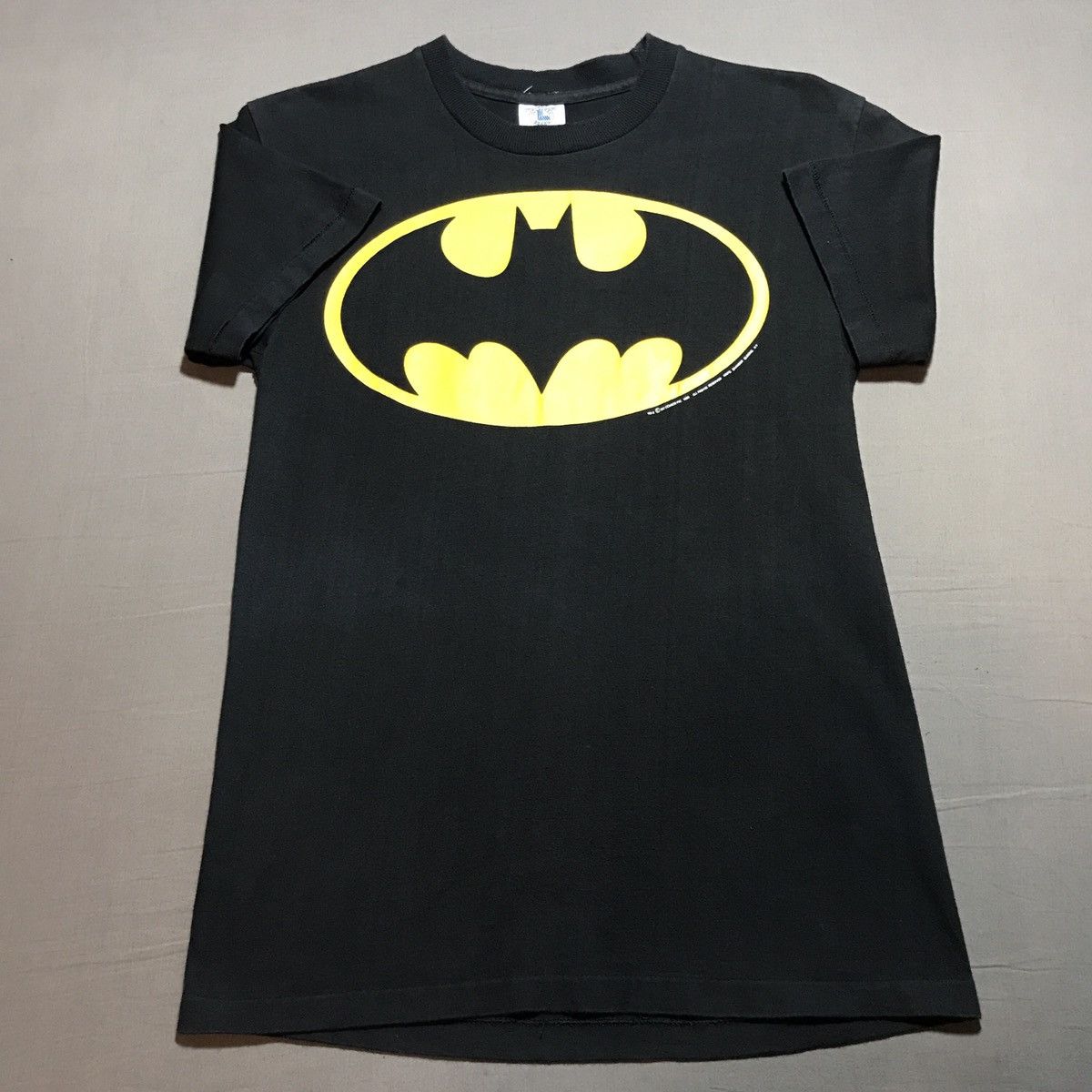 DC Comics × Vintage Batman logo 1985 t shirt Size US S / EU 44-46 / 1 - 2 Thumbnail
