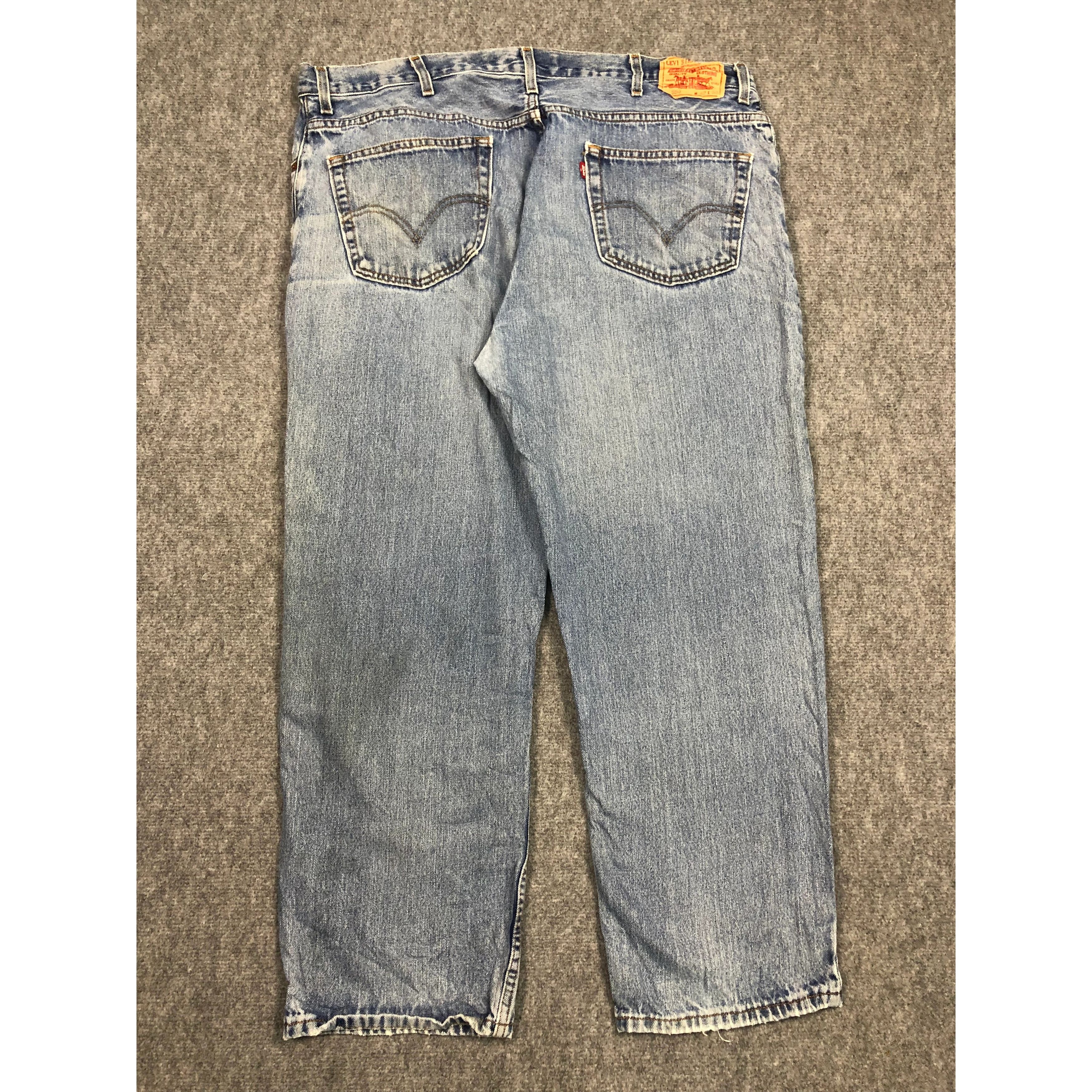 Levi's Vintage Levis 550 Relaxed Fit Faded Denim Lightwash DP0153 Size US 43 - 2 Thumbnail