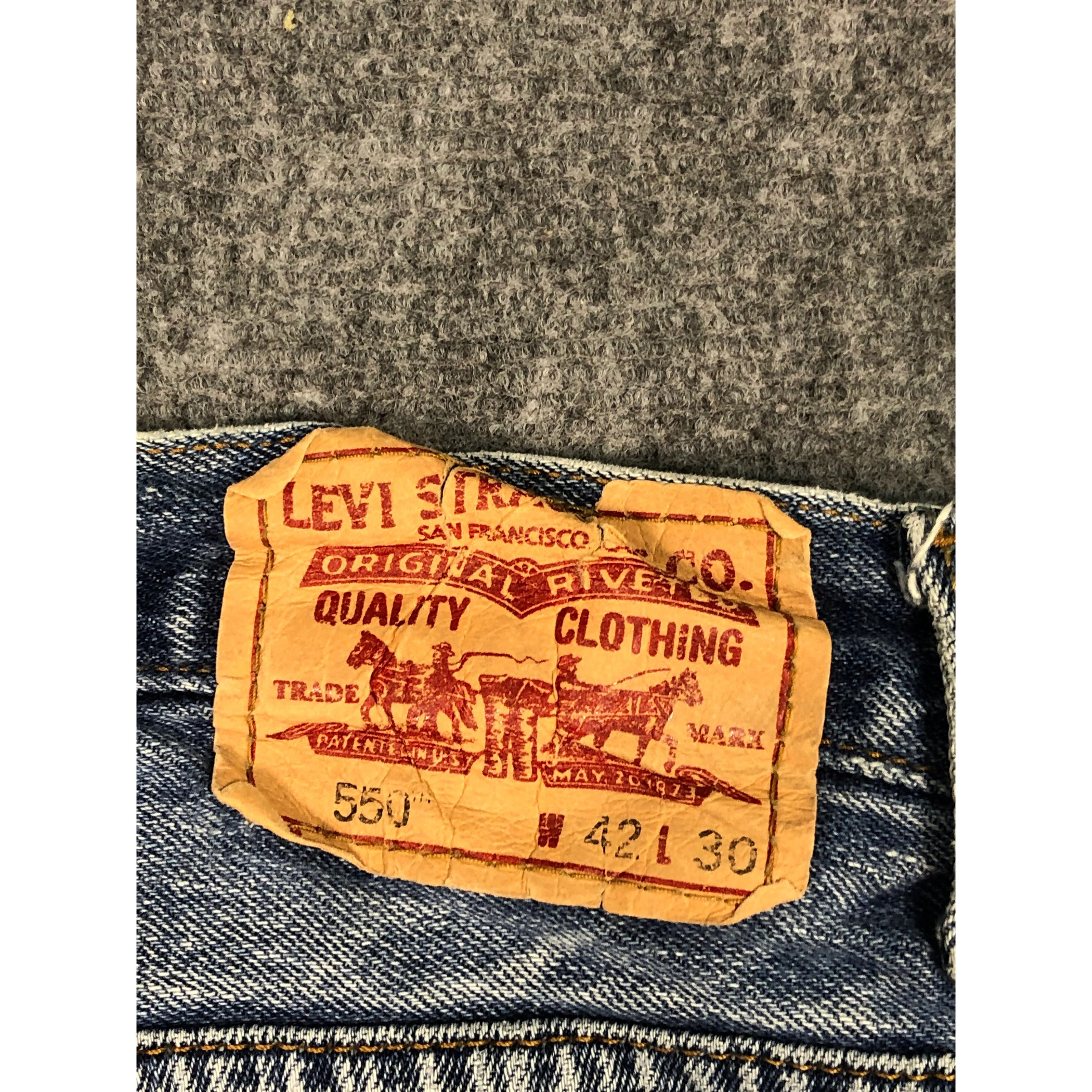 Levi's Vintage Levis 550 Relaxed Fit Faded Denim Lightwash DP0153 Size US 43 - 5 Thumbnail