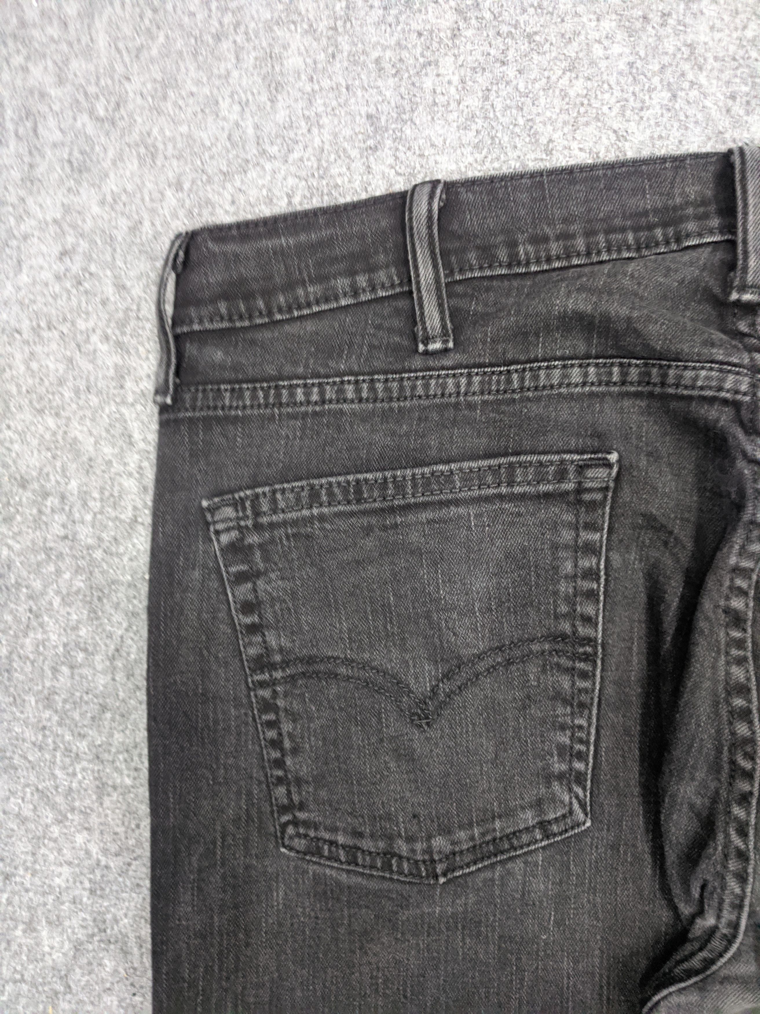 Levi's Vintage Levis 514 Jeans DP0813 Size US 39 - 14 Thumbnail