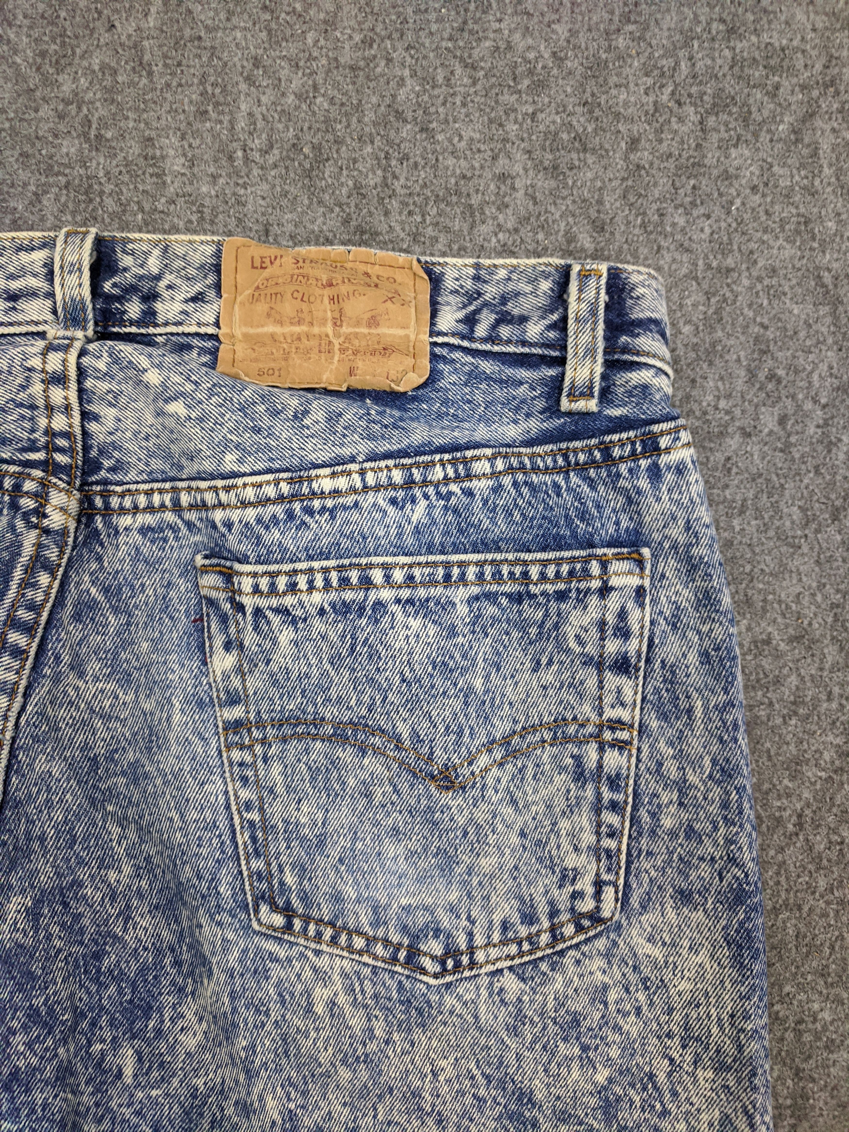 Levi's Vintage 90s Levis 501 Acid Wash Jeans DP0817 Size US 35 - 12 Thumbnail