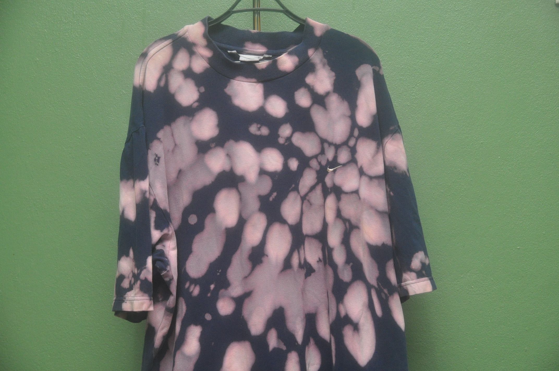 Japanese Brand × Nike Vintage Nike Tie Dye Travis Scott Fashion Style Shirt Size US XL / EU 56 / 4 - 3 Thumbnail