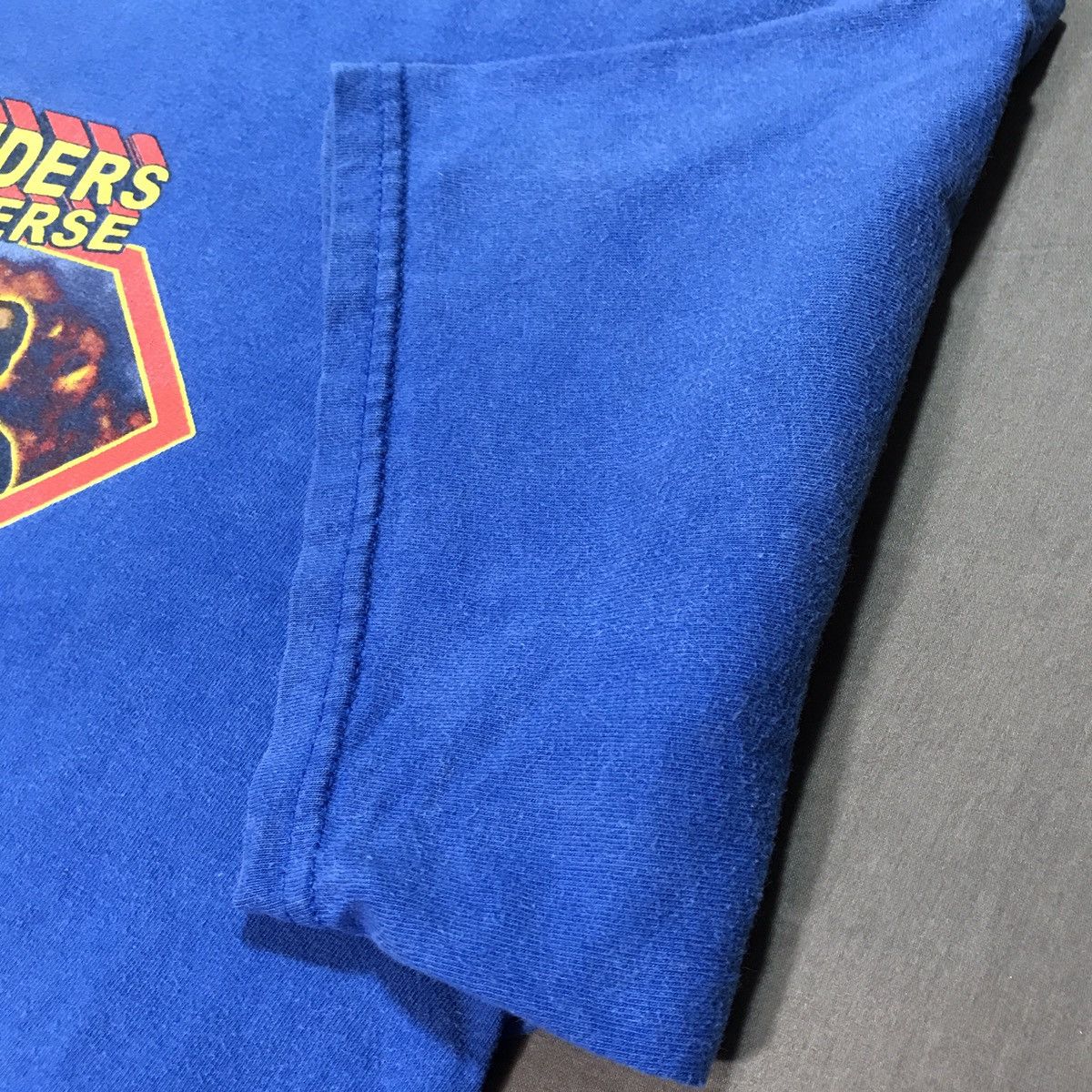 Band Tees × Vintage Weezer 2003 defenders of the universe t shirt Size US L / EU 52-54 / 3 - 5 Thumbnail