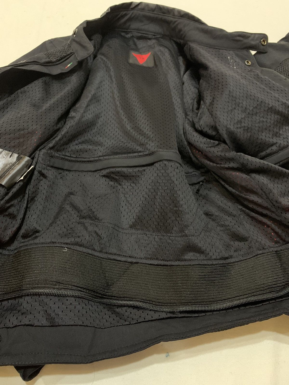 Dainese DAINESE PERFORATED MOTORCYCLE JACKET SIZE 44 Size US S / EU 44-46 / 1 - 6 Thumbnail