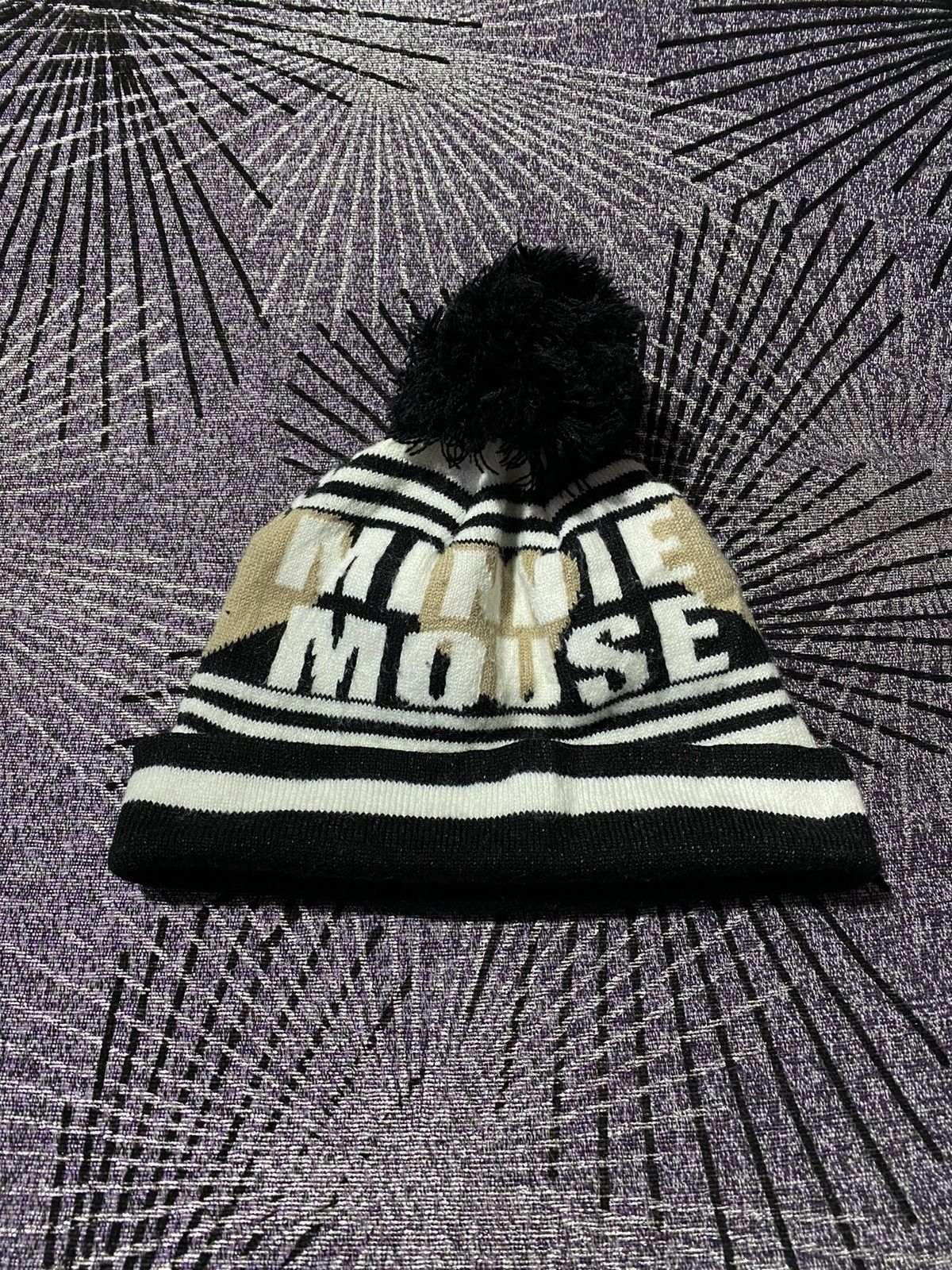 MINNIE MOUSE BEANIE/SNOW CAP BY DISNEY