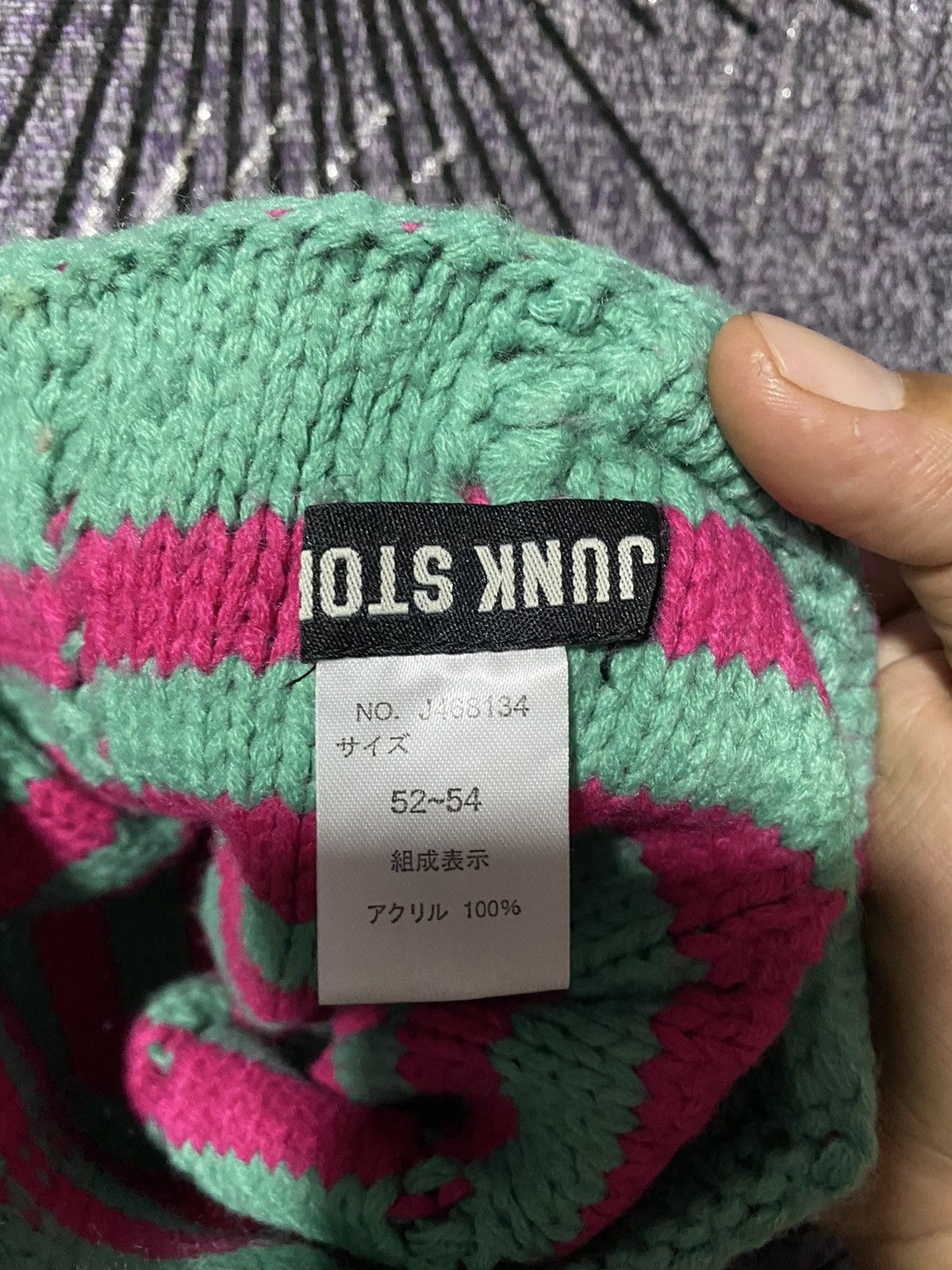 Other JUNK STORE BEANIE/SNOW CAP NICE DESIGN Size ONE SIZE - 6 Thumbnail