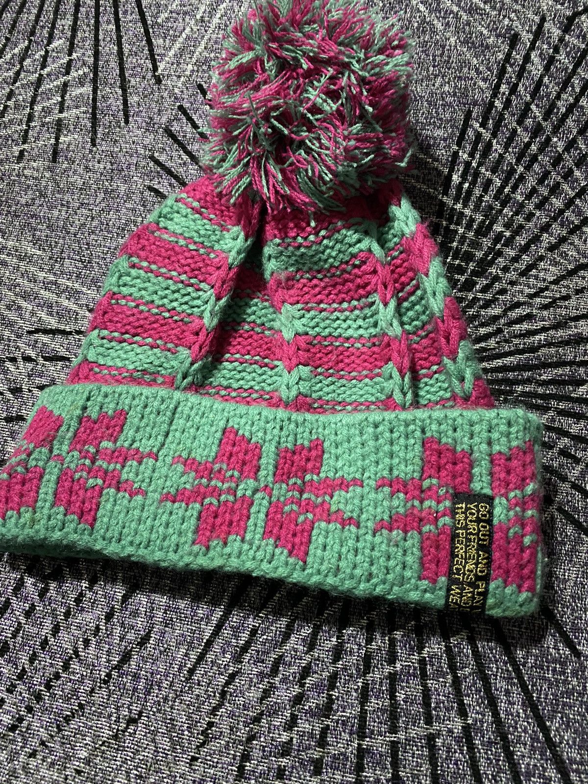 Other JUNK STORE BEANIE/SNOW CAP NICE DESIGN Size ONE SIZE - 3 Thumbnail