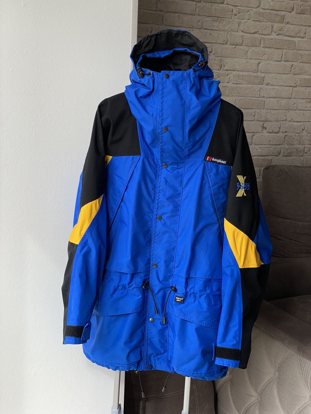 Berghaus Goretex Vintage Vintage Berghaus Aksu Extrem 7000 GoreTex Mountain Jacket M Grailed