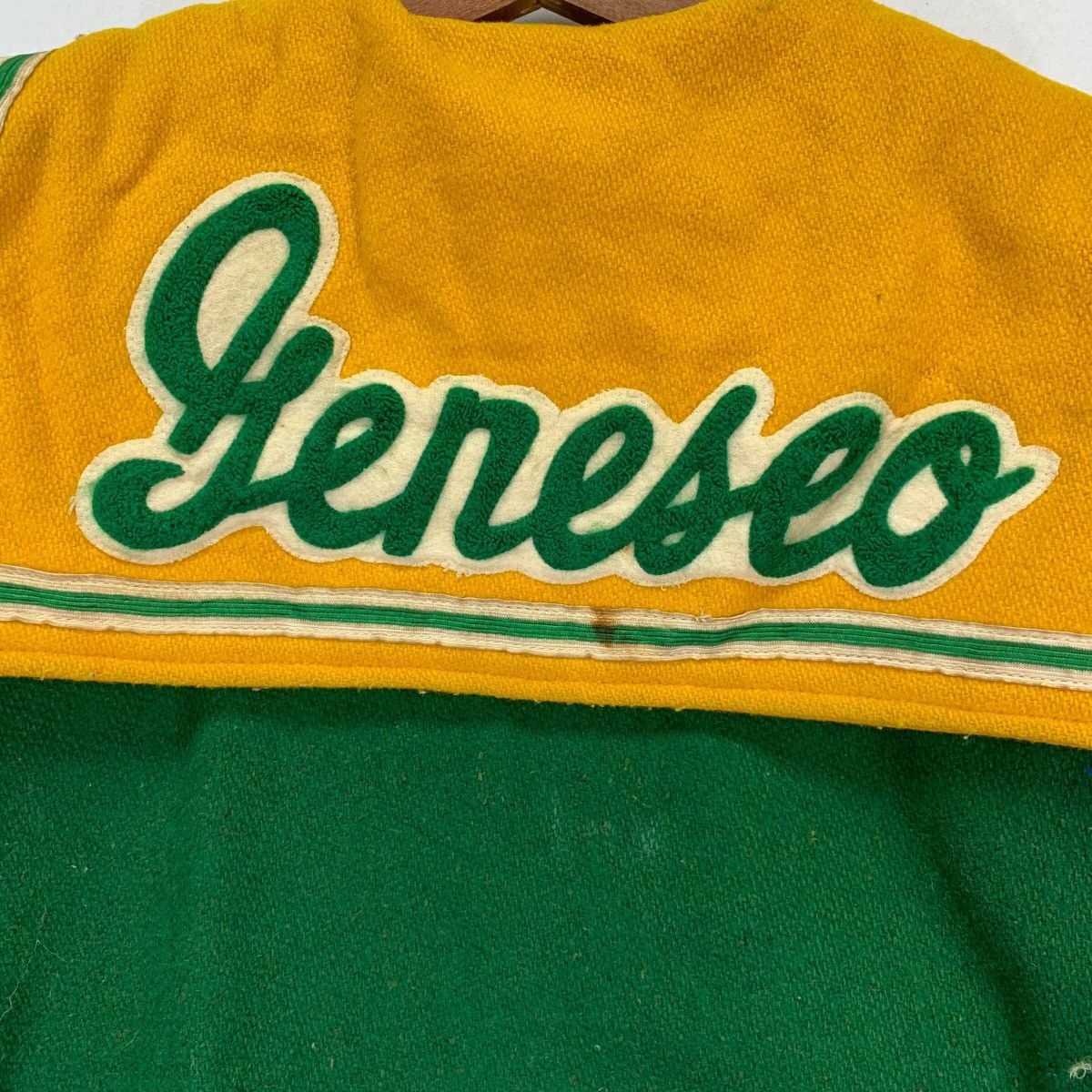 Vintage Vintage 60s College At Geneseo New York Butwin Varsity Size US M / EU 48-50 / 2 - 2 Thumbnail