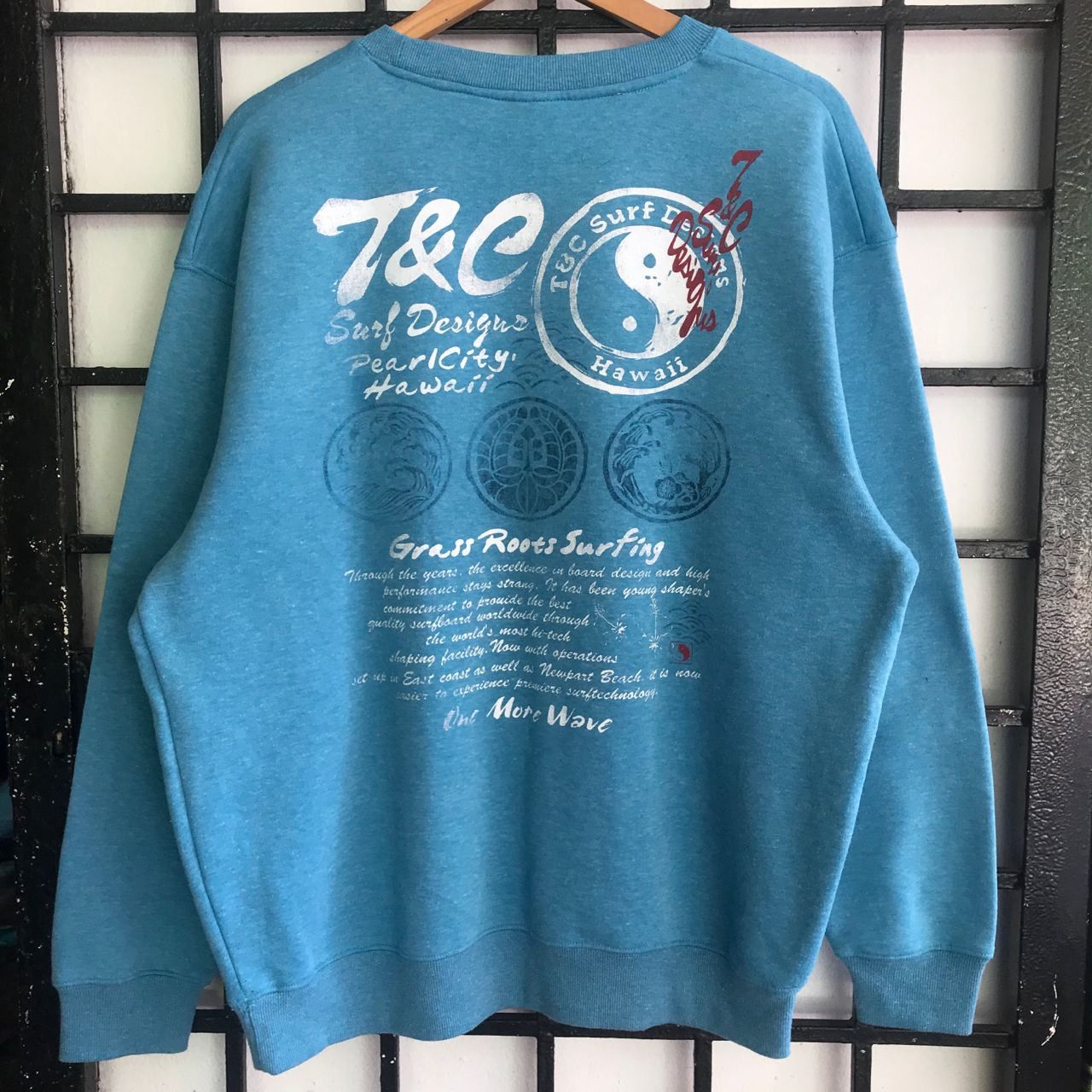 Vintage 🔥 Vintage T&C Surf Design Hawaii Sweatshirt Size US XL / EU 56 / 4 - 1 Thumbnail