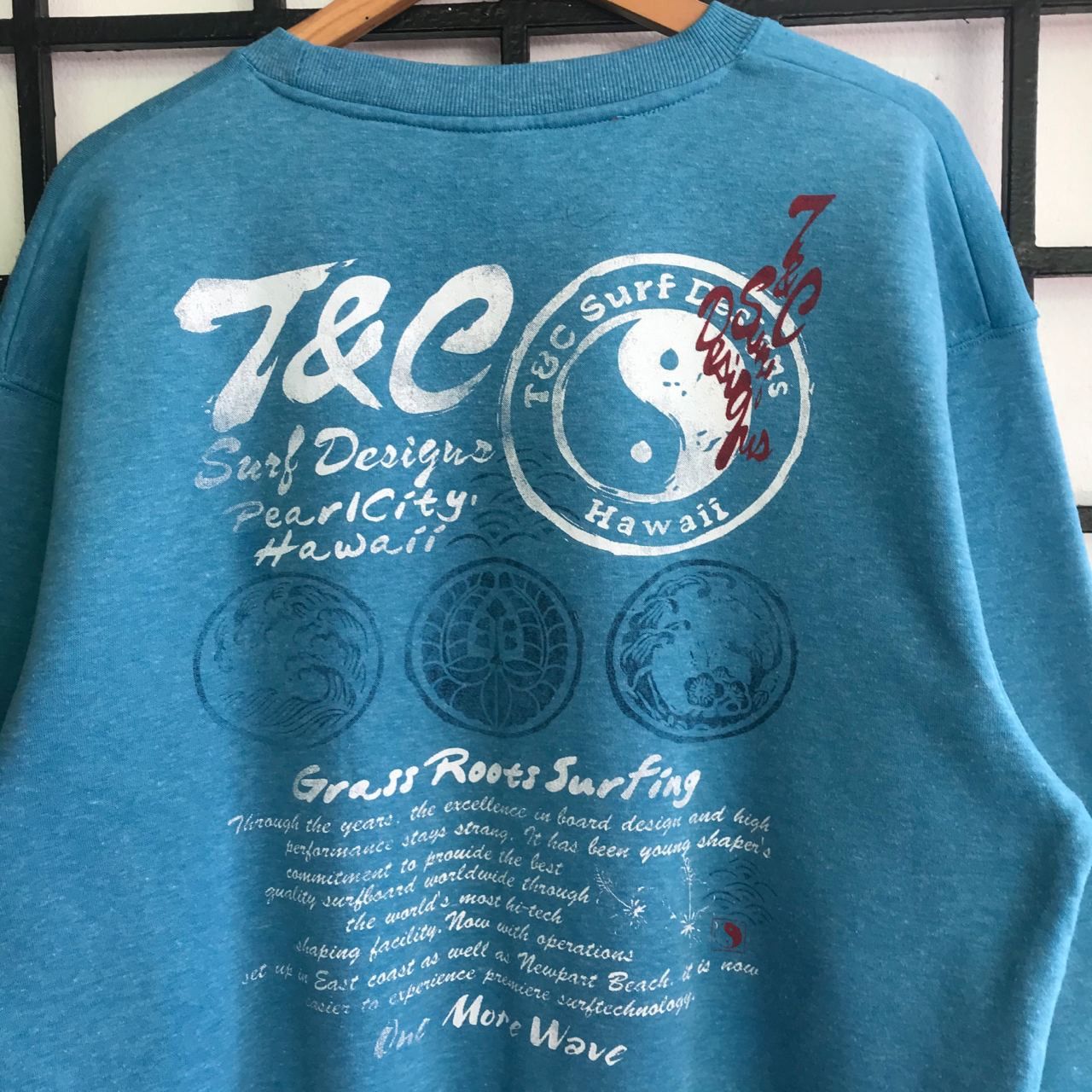 Vintage 🔥 Vintage T&C Surf Design Hawaii Sweatshirt Size US XL / EU 56 / 4 - 2 Thumbnail