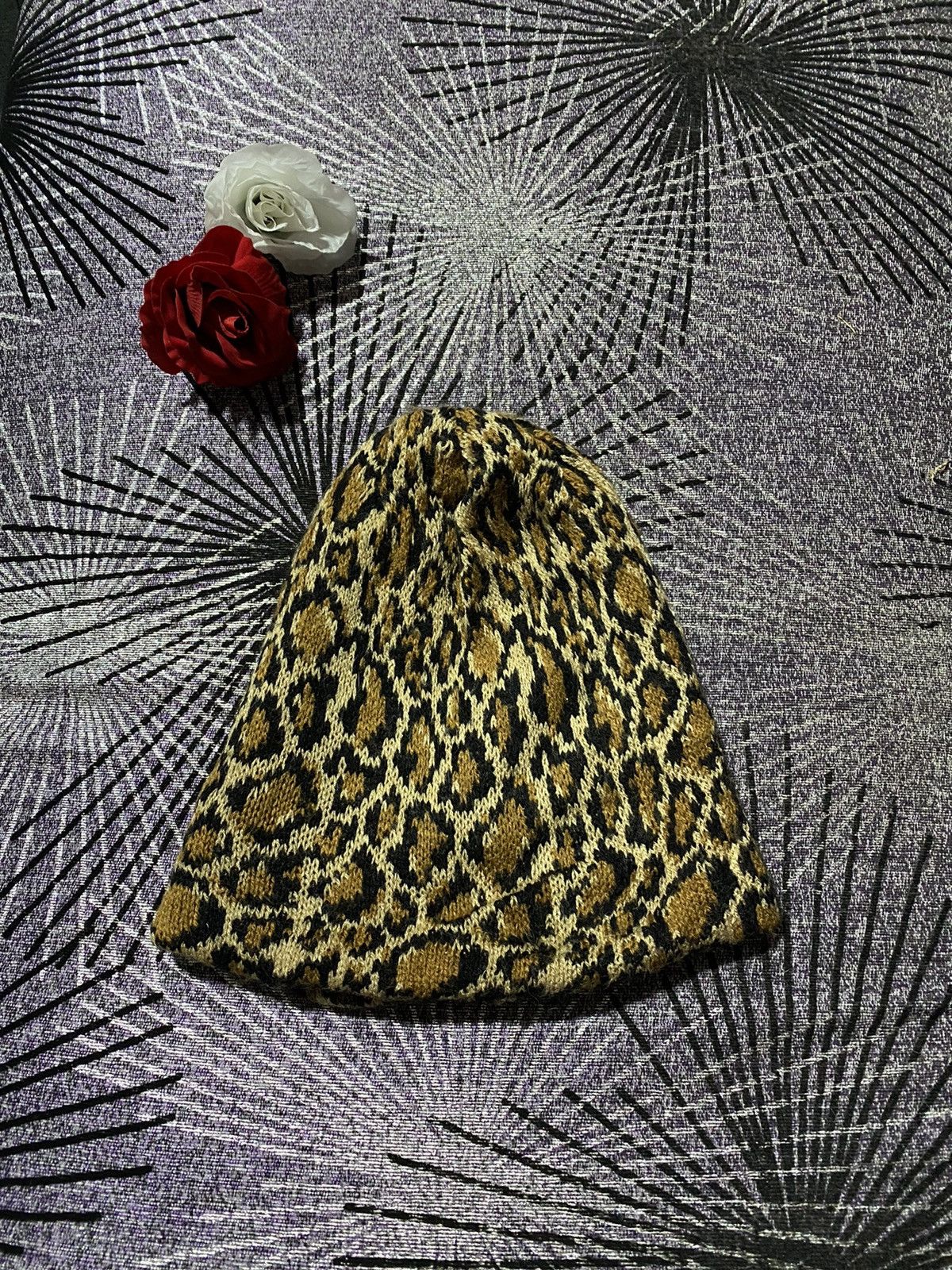 Vintage NEW YORK HAT SNAKE SKIN DESIGN BEANIE Size ONE SIZE - 1 Thumbnail