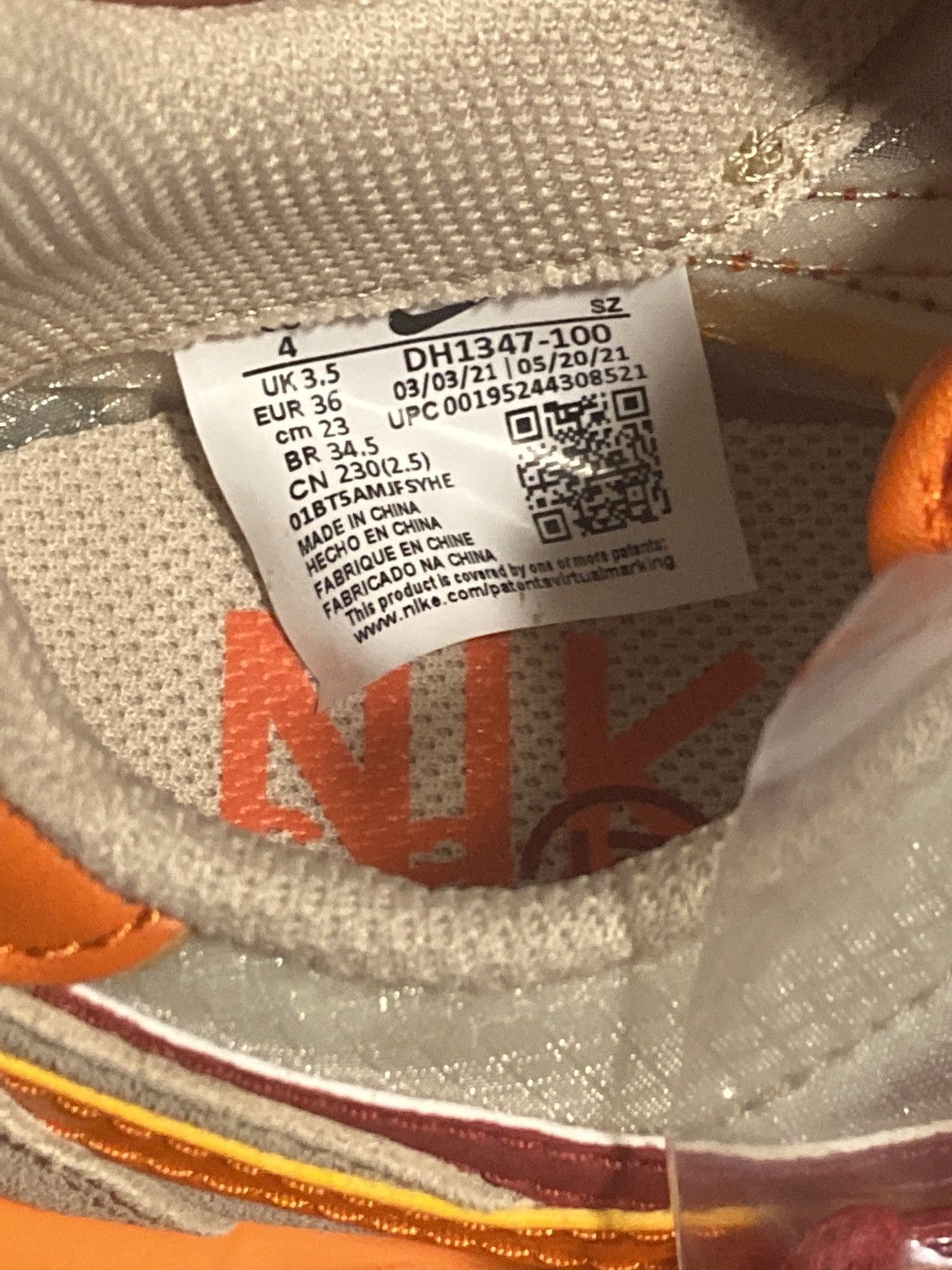 Nike × Sacai Nike x Sacai LD Waffle Size US 5.5 / EU 38 - 4 Thumbnail