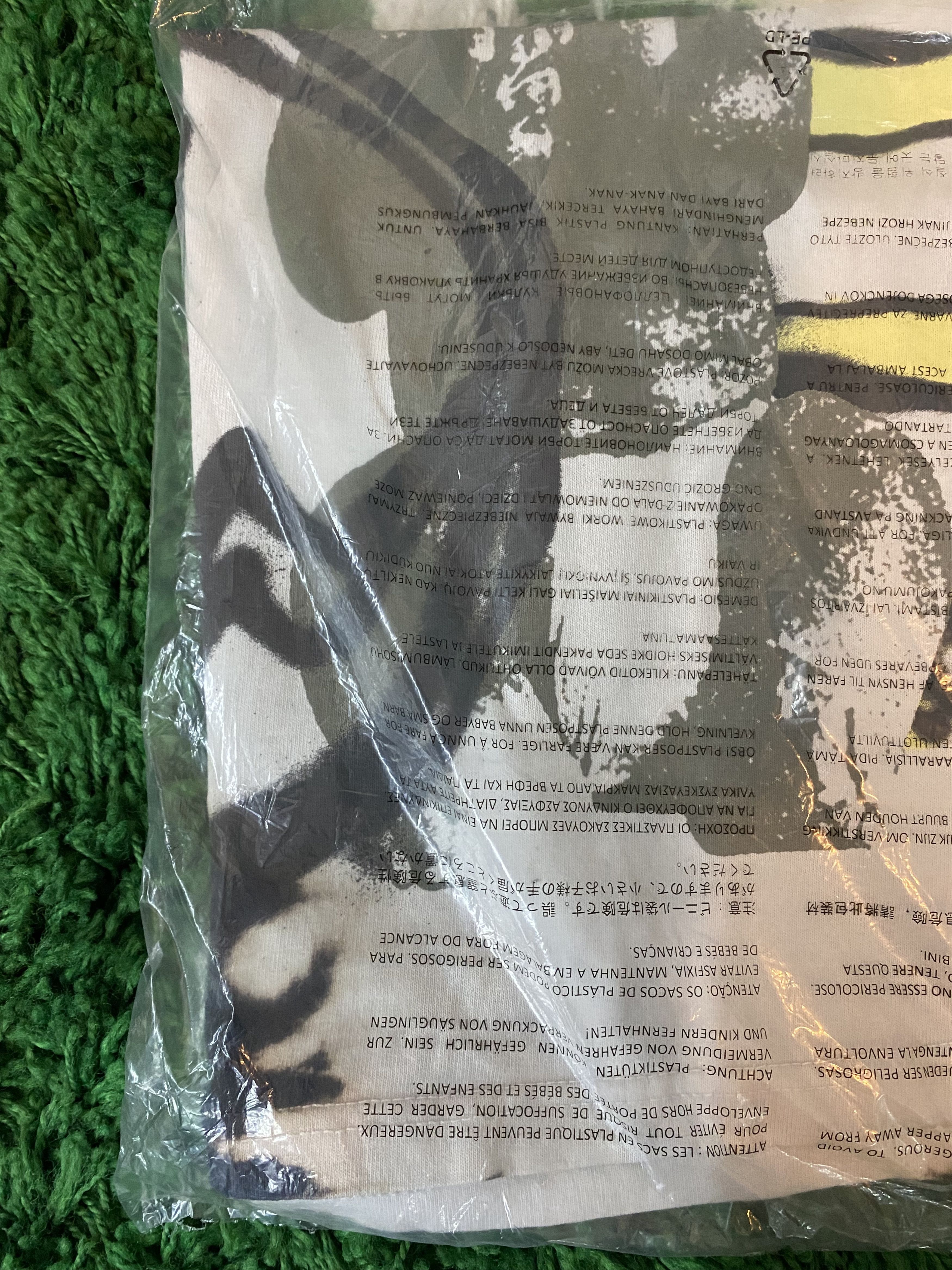 Fragment Design × Kaws × Travis Scott Fragment L/S Tee Size US S / EU 44-46 / 1 - 10 Thumbnail