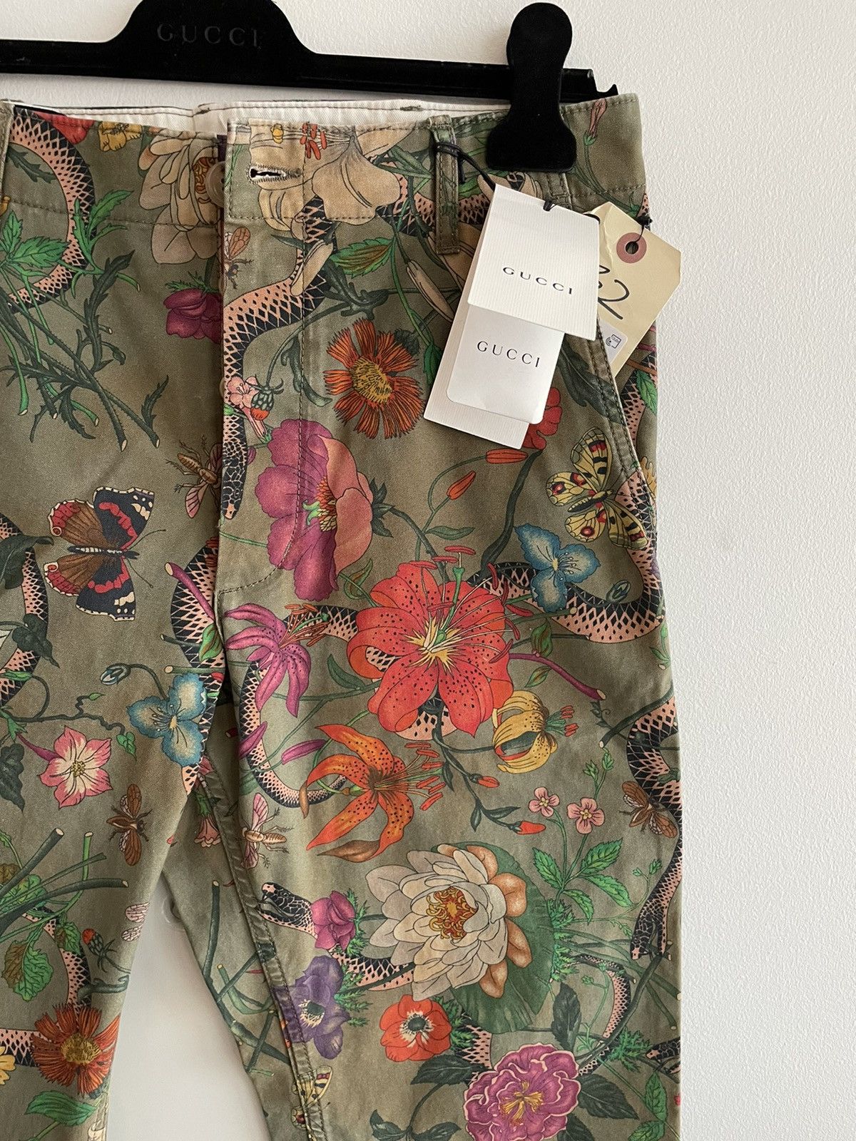 Gucci Gucci Limited Edition Super Runway Floral Pant Brand New Size US 31 - 17 Thumbnail