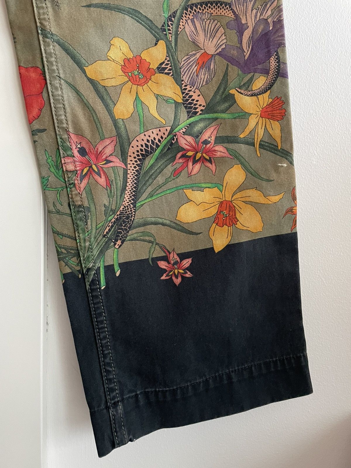 Gucci Gucci Limited Edition Super Runway Floral Pant Brand New Size US 31 - 19 Thumbnail