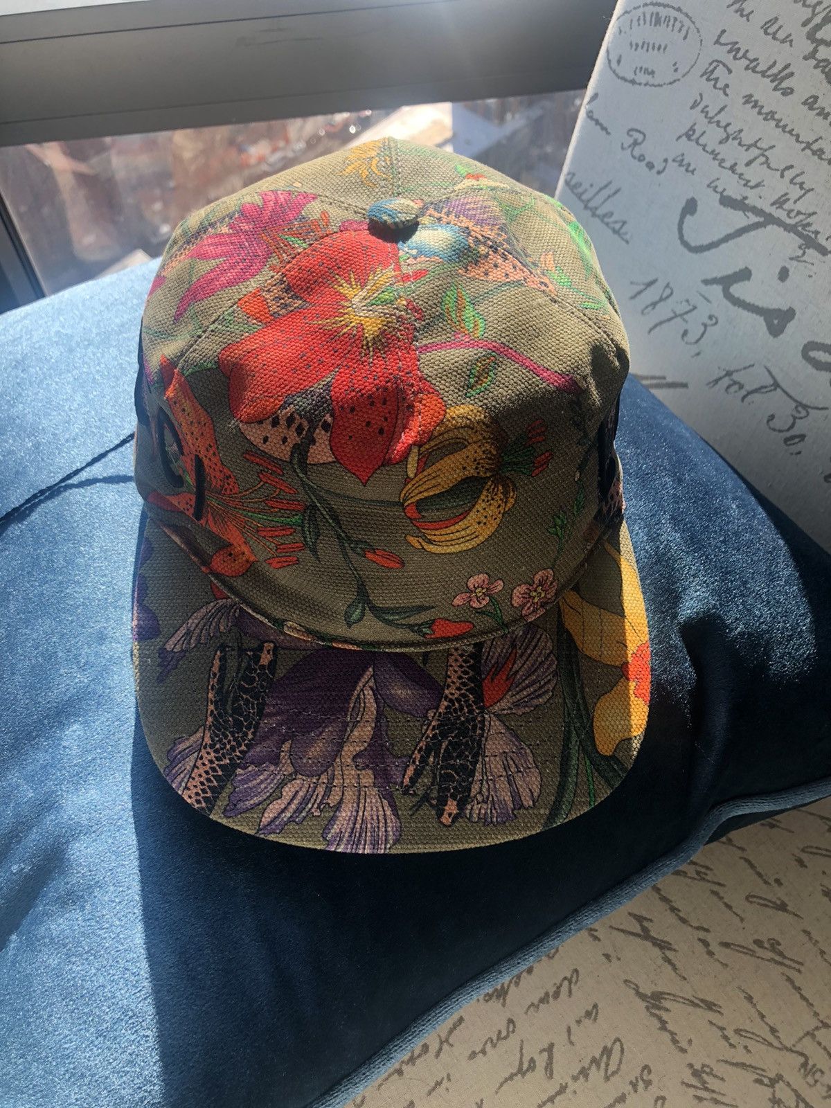 GUCCI LOVE キャップ Authentic $460 Gucci GG Supreme S/57cm/Adjust Love Parade