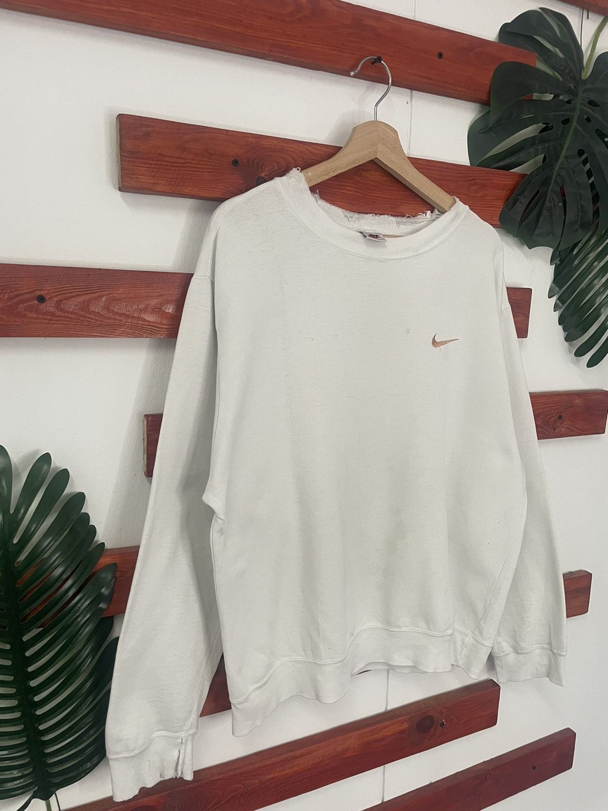 Nike × Vintage Vintage Nike Swoosh Distress Travis Scott style Size US M / EU 48-50 / 2 - 2 Thumbnail