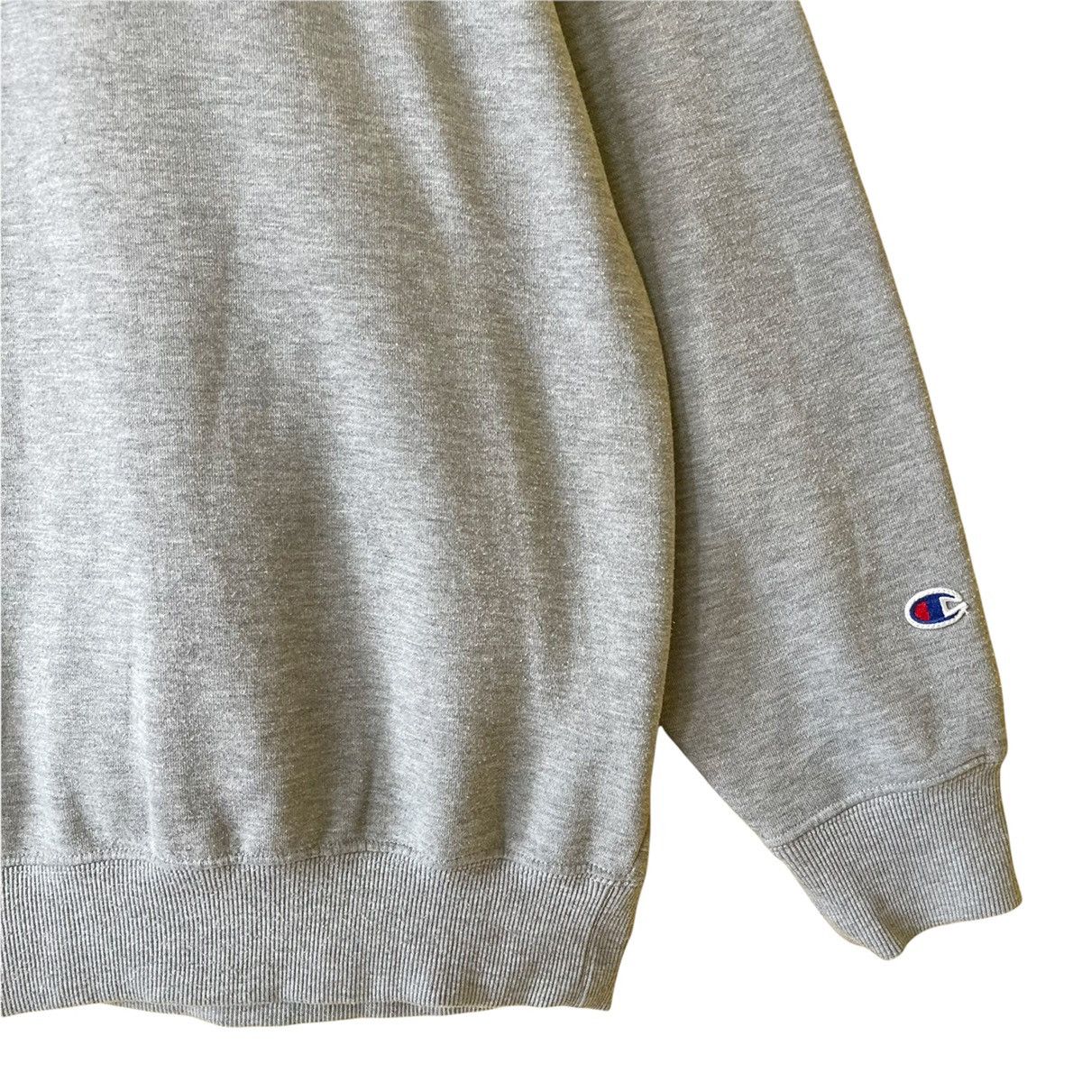 Champion Vintage 90’s Champion Big Logo Crewneck Sweatshirt Size XL Size US XL / EU 56 / 4 - 6 Thumbnail