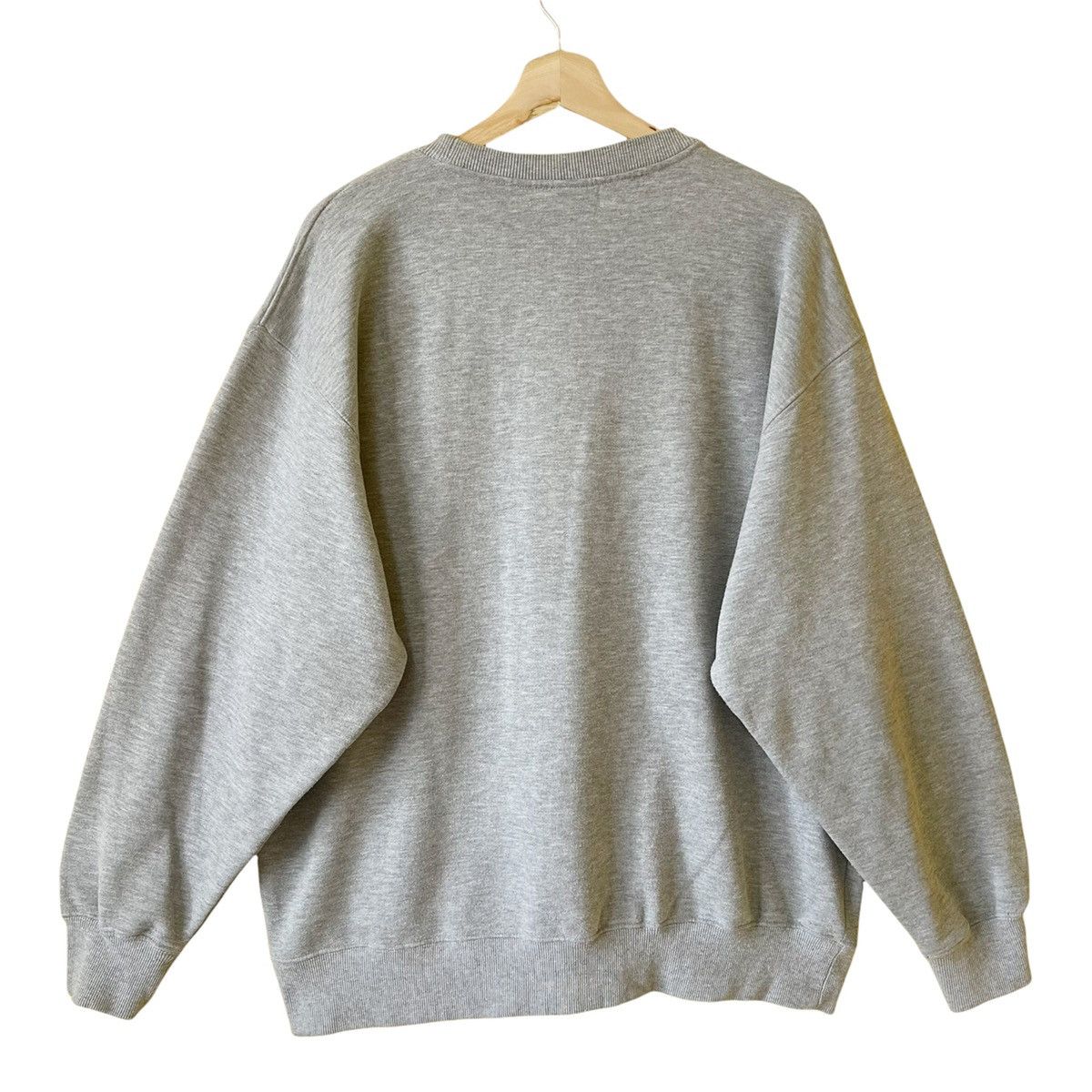 Champion Vintage 90’s Champion Big Logo Crewneck Sweatshirt Size XL Size US XL / EU 56 / 4 - 7 Thumbnail