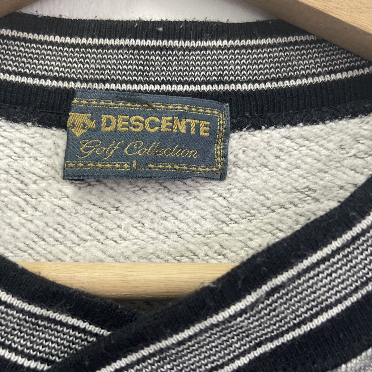 Descente Vintage 90’s Descente Golf Crewneck Sweatshirt Size L Size US L / EU 52-54 / 3 - 6 Thumbnail