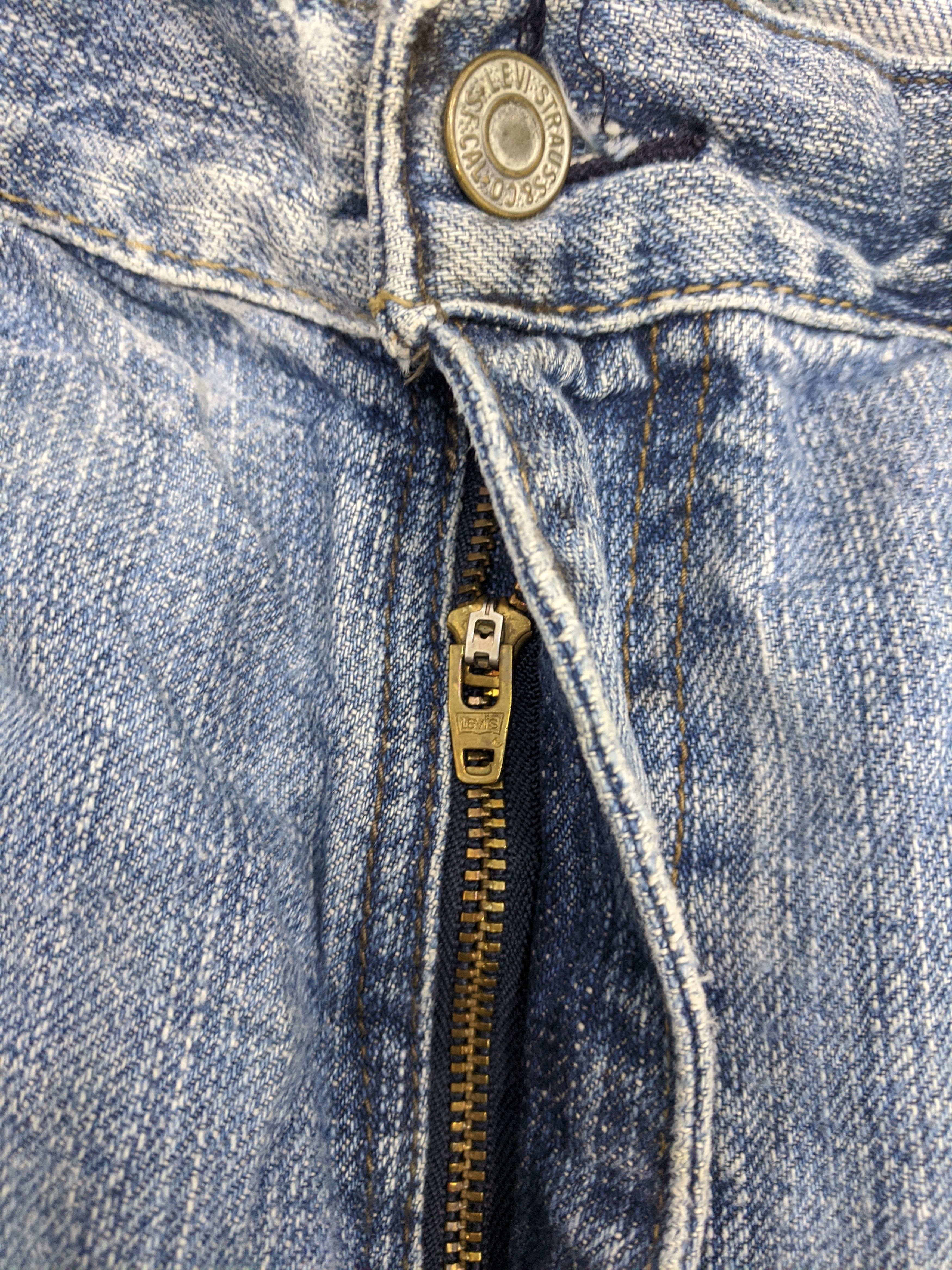 Levi's Vintage Levis 514 Jeans DP0894 Size US 39 - 11 Thumbnail