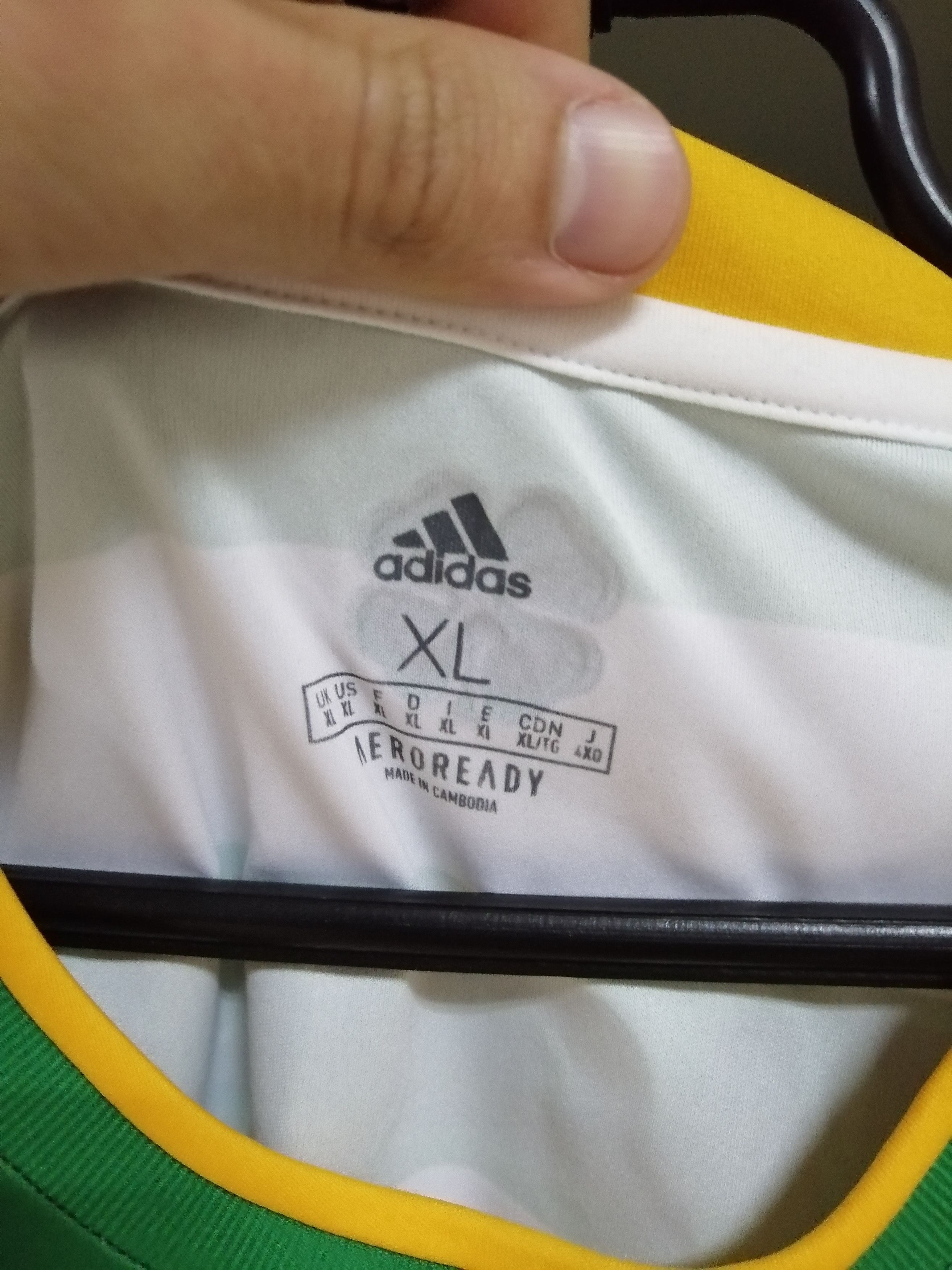 Vintage Vintage Celtic jersey Size US XL / EU 56 / 4 - 5 Thumbnail