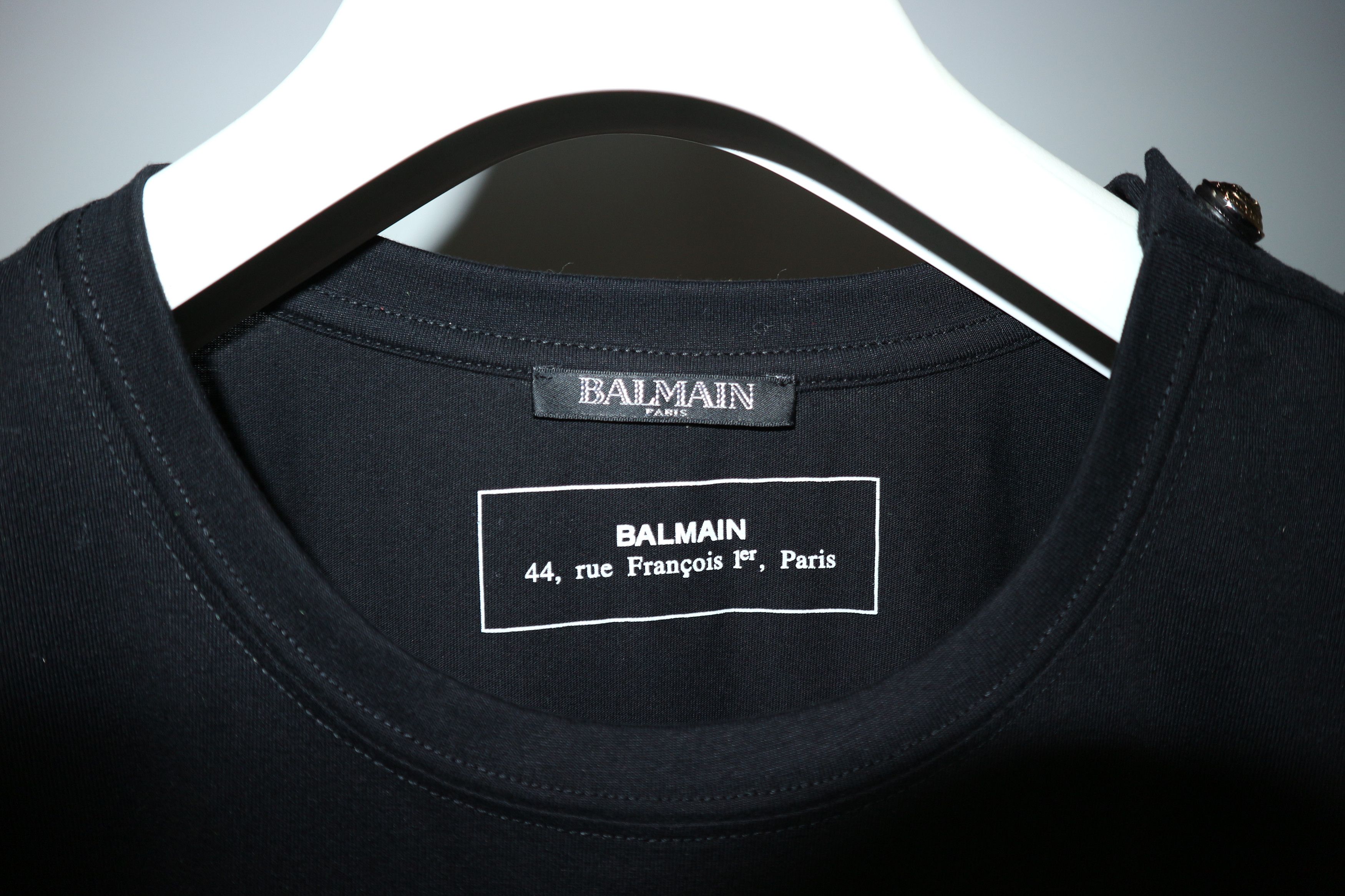 Balmain neon flock print button shoulder t-shirt Size US S / EU 44-46 / 1 - 6 Thumbnail