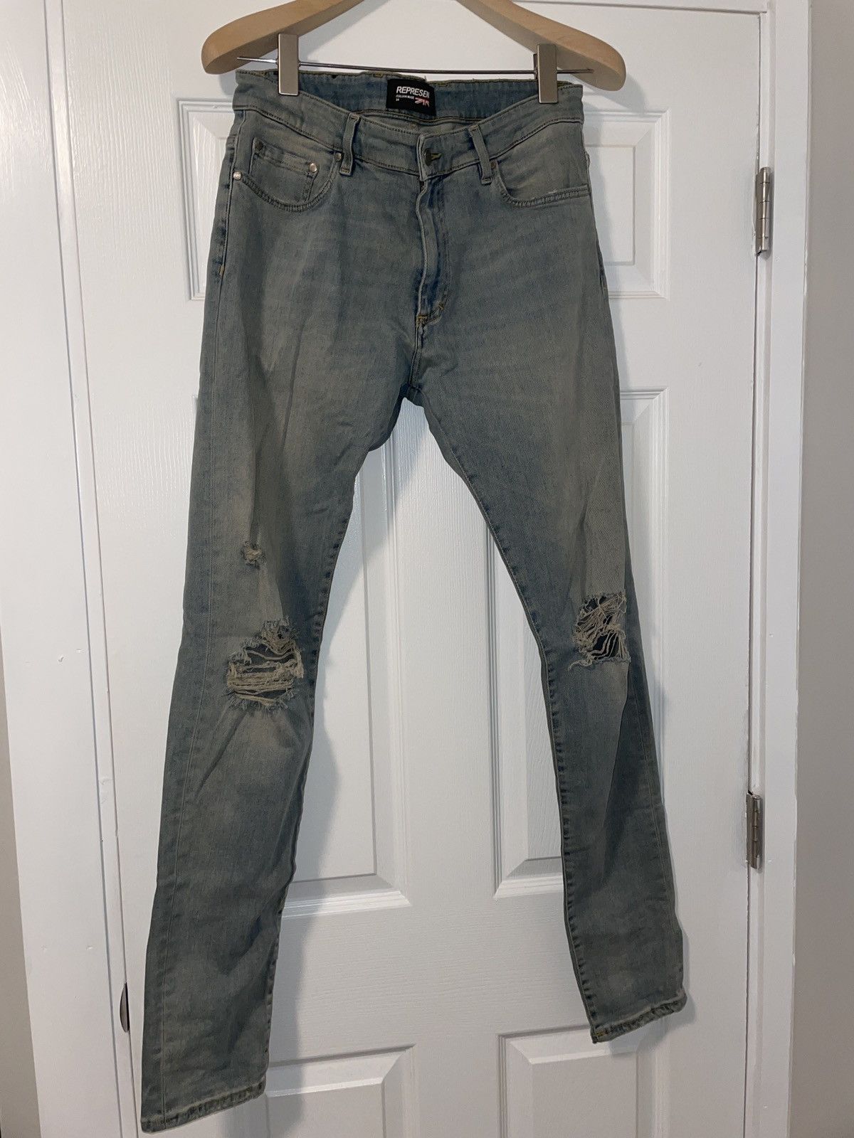 Represent Clo. Represent Clothing Clo Destroyer Denim Pale Indigo Blue 34 Size US 34 / EU 50 - 1 Thumbnail