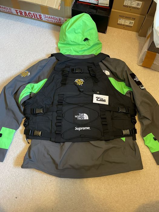 Supreme Supreme The North Face RTG Jacket + Vest Green SS20 | Grailed