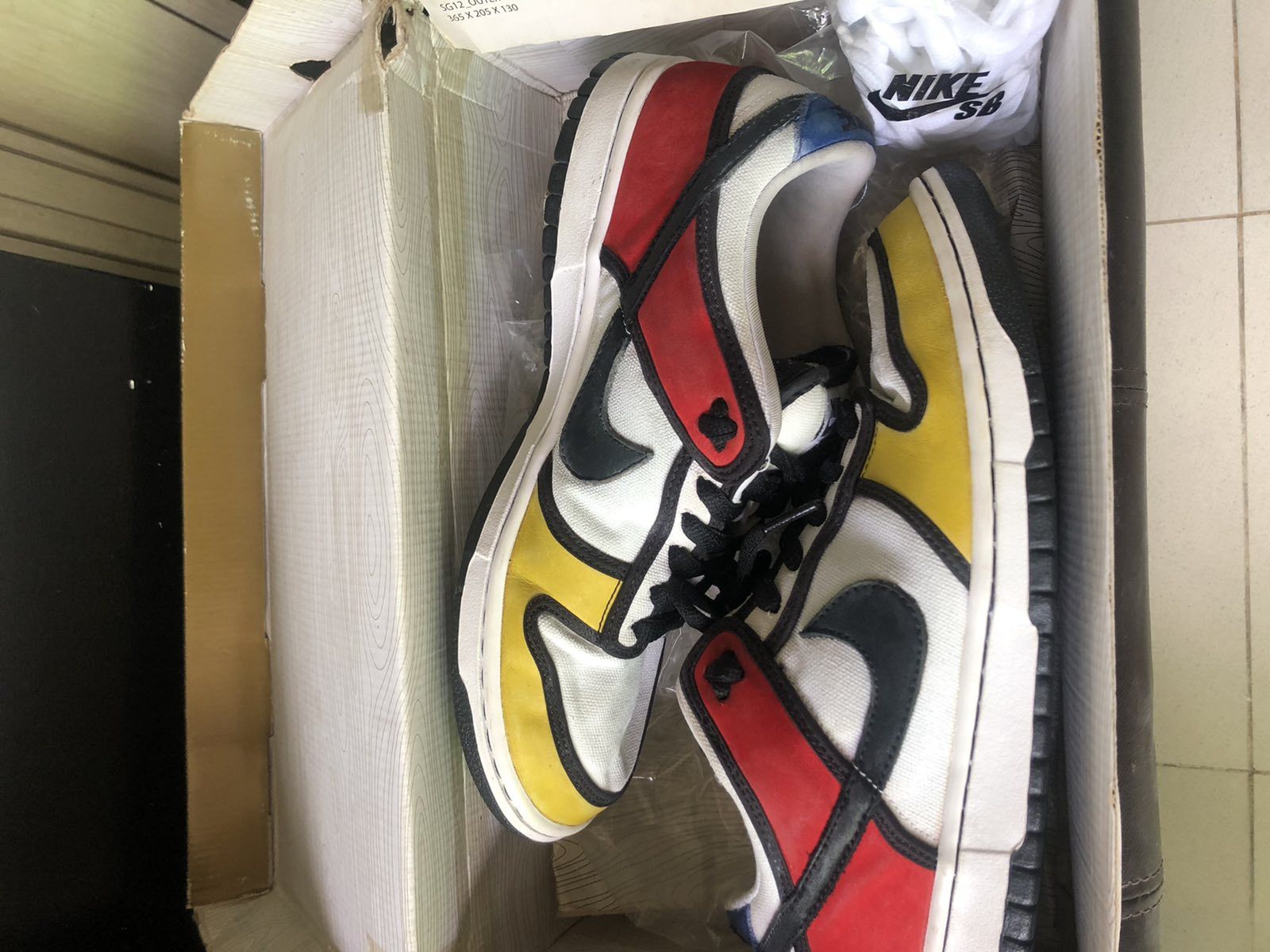 Nike Nike SB Dunk Low Piet Mondrian Complete Grailed