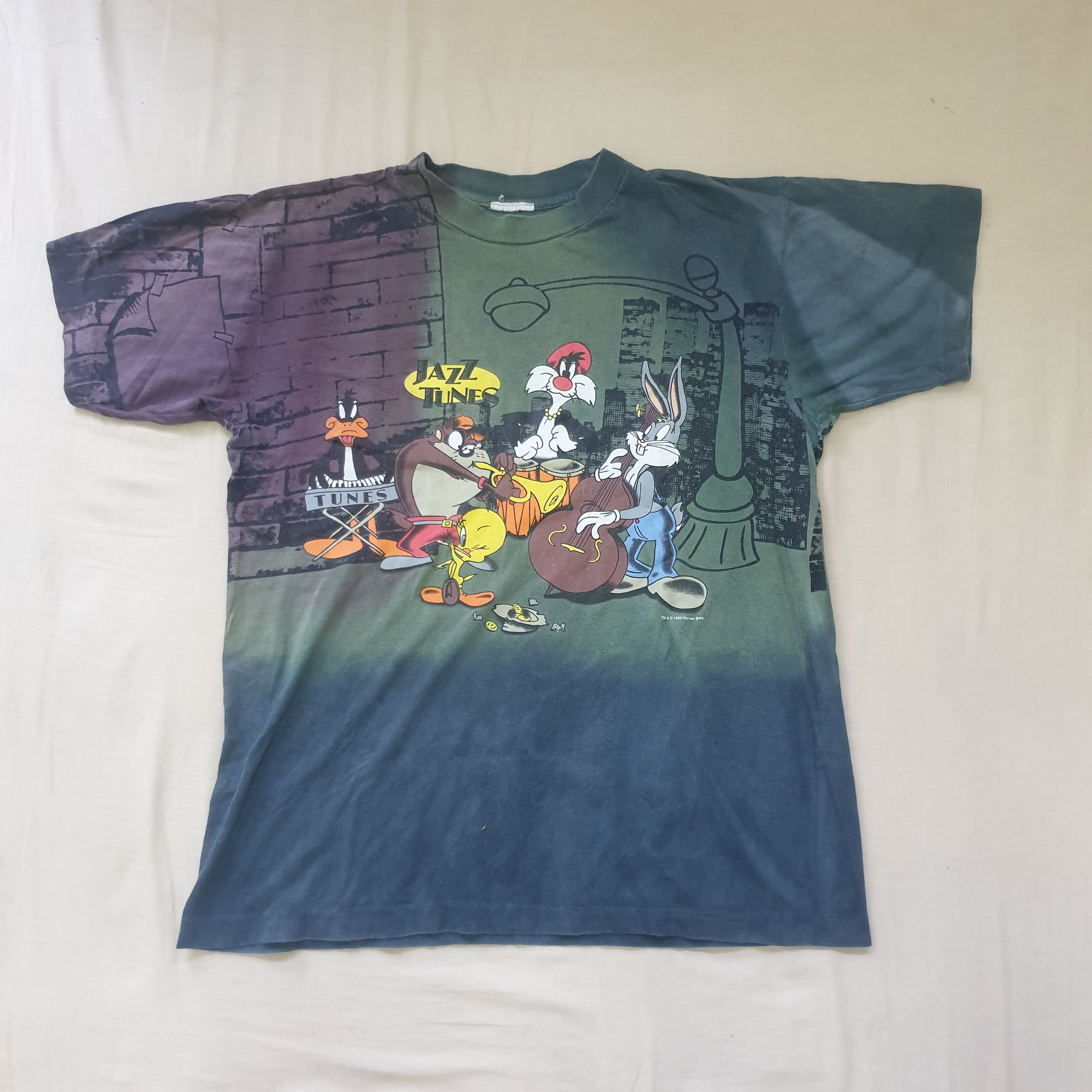 Vtg 80s LOCALS Only T Shirt / Warner Bros Looney Tunes Tee / Surf Surfer / 50 50 Single Stitch / Made USA hot / XL