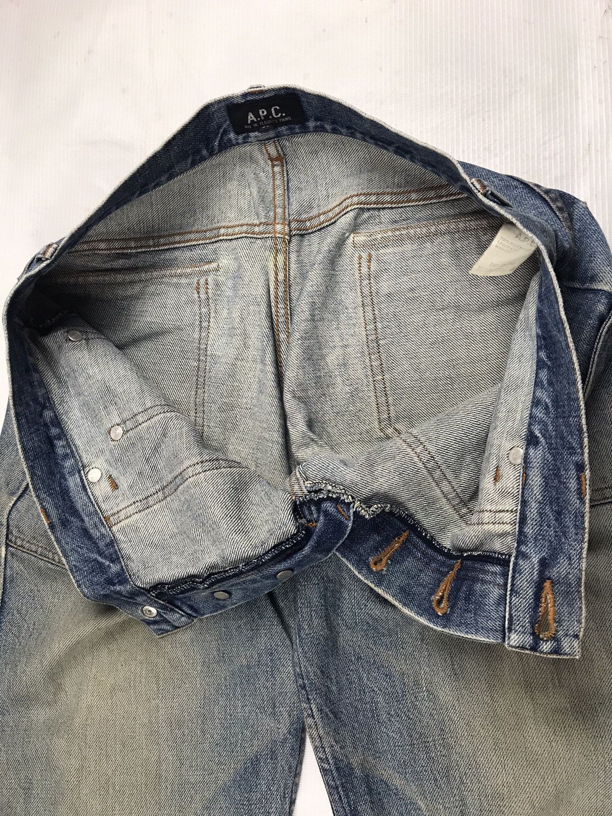 A.P.C. × Vintage Rare!! A.P.C patch pocket distressed denim Made in Japan Size US 33 - 7 Thumbnail