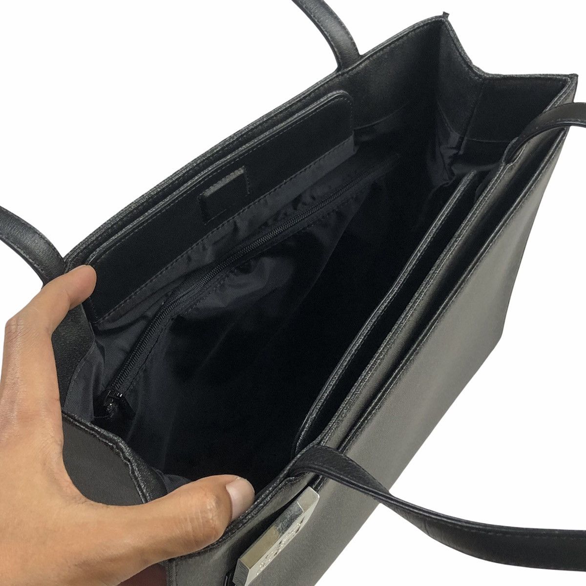 Givenchy Givenchy Gray Coated Canvas Tote Bag Size ONE SIZE - 7 Thumbnail