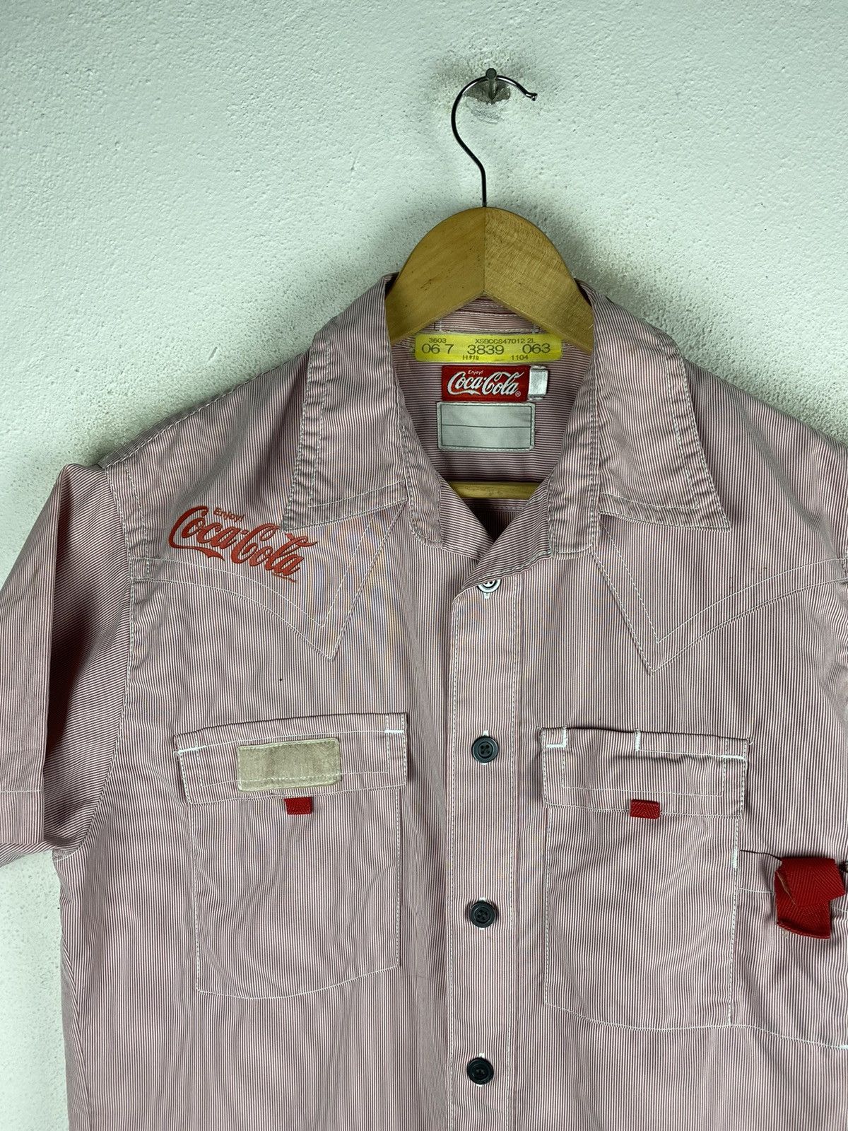 Coca Cola × Vintage COCA COLA BUTTON UPS SHIRTS RACING DESIGN Size US L / EU 52-54 / 3 - 5 Thumbnail
