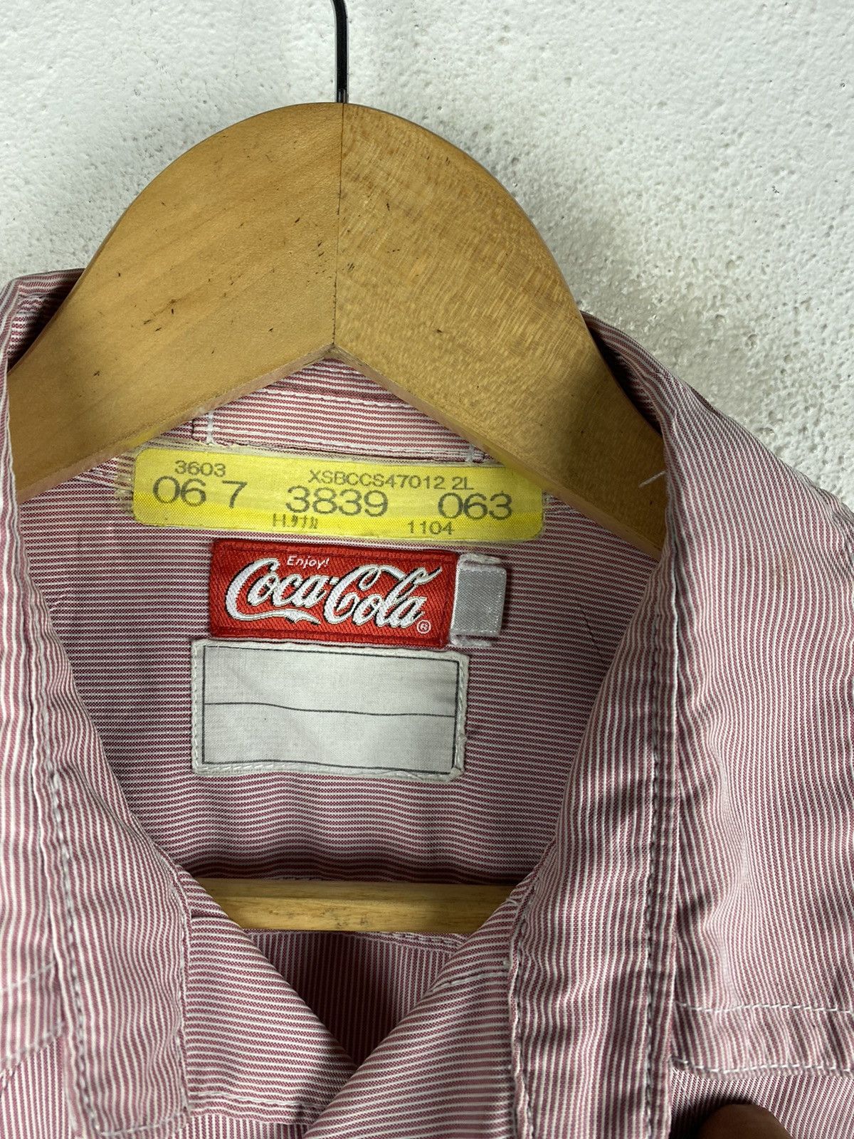 Coca Cola × Vintage COCA COLA BUTTON UPS SHIRTS RACING DESIGN Size US L / EU 52-54 / 3 - 7 Thumbnail