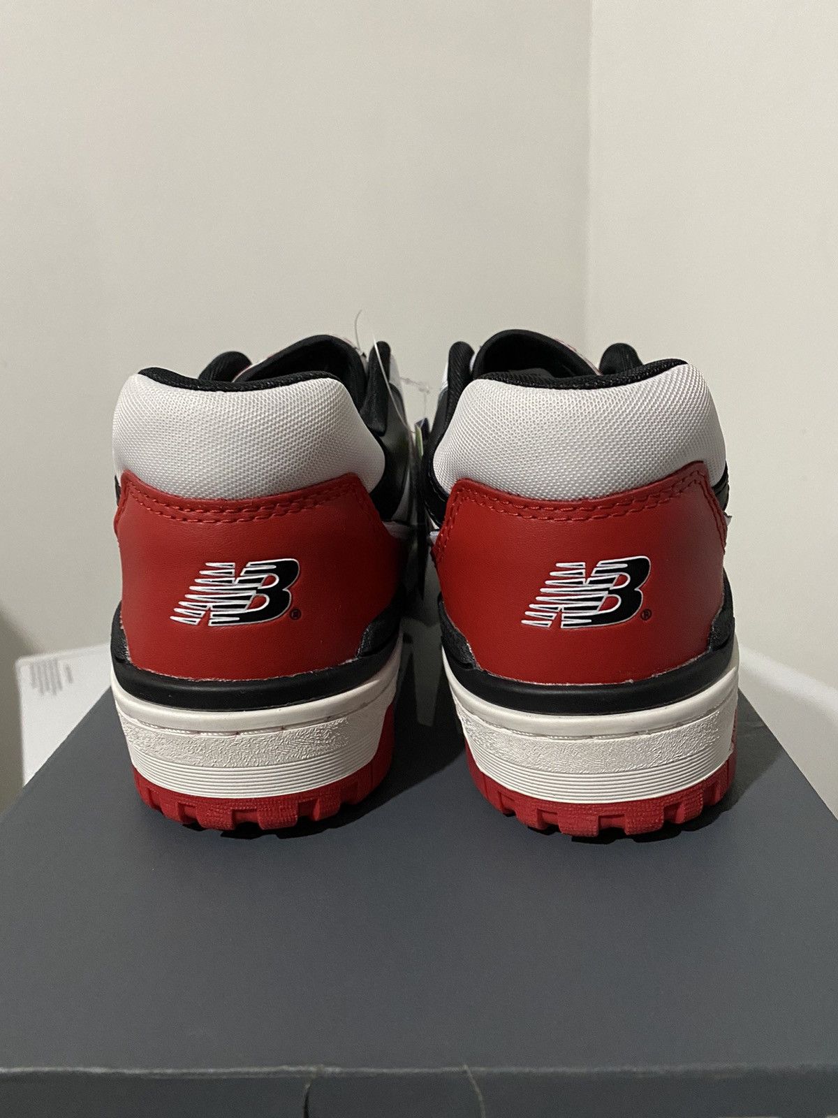 New Balance New Balance 550 Red White black size 8 US men’s Size US 8 / EU 41 - 3 Thumbnail