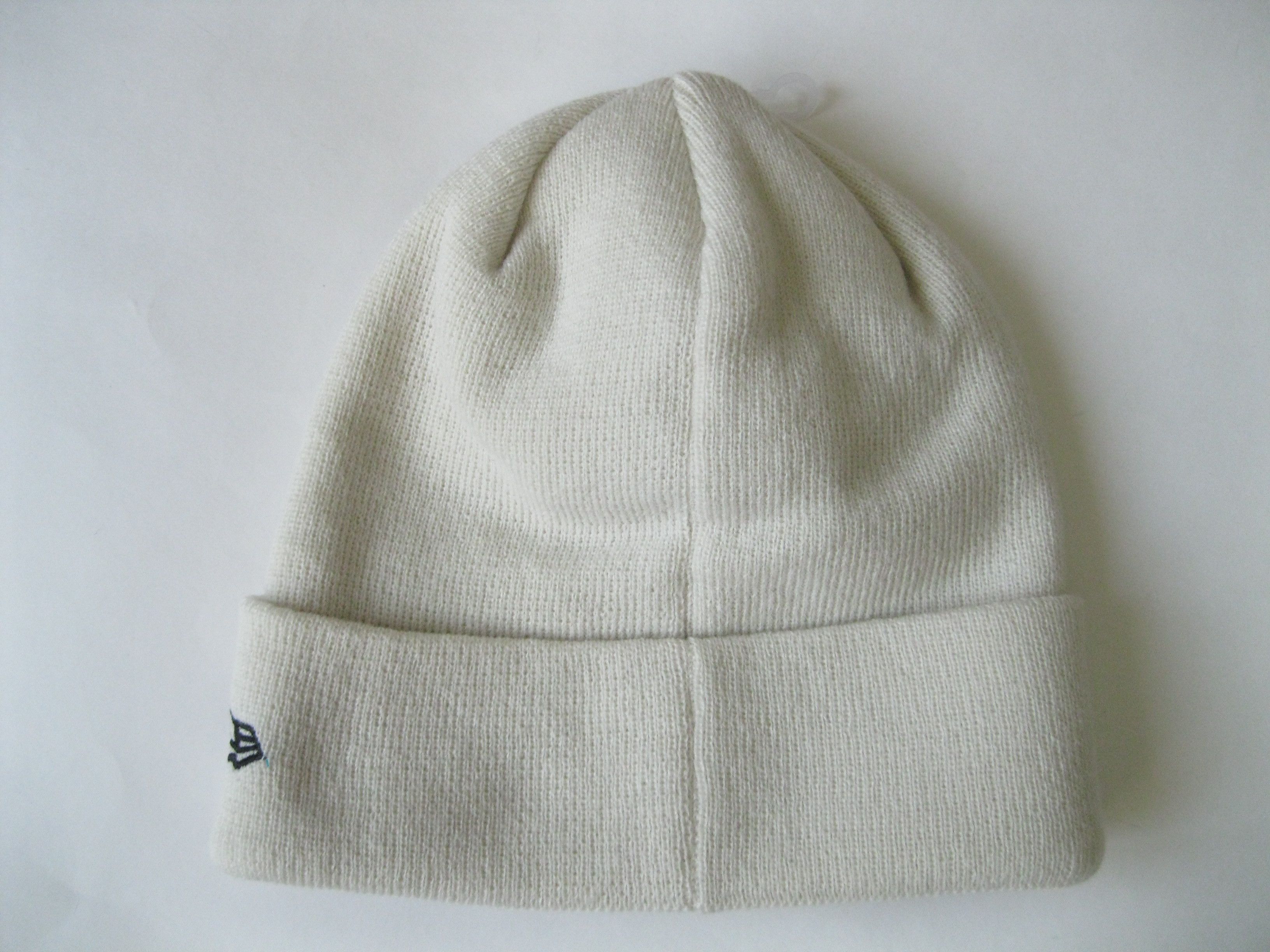 New Era Cuff Essential Beanie Ivory Size ONE SIZE - 4 Thumbnail
