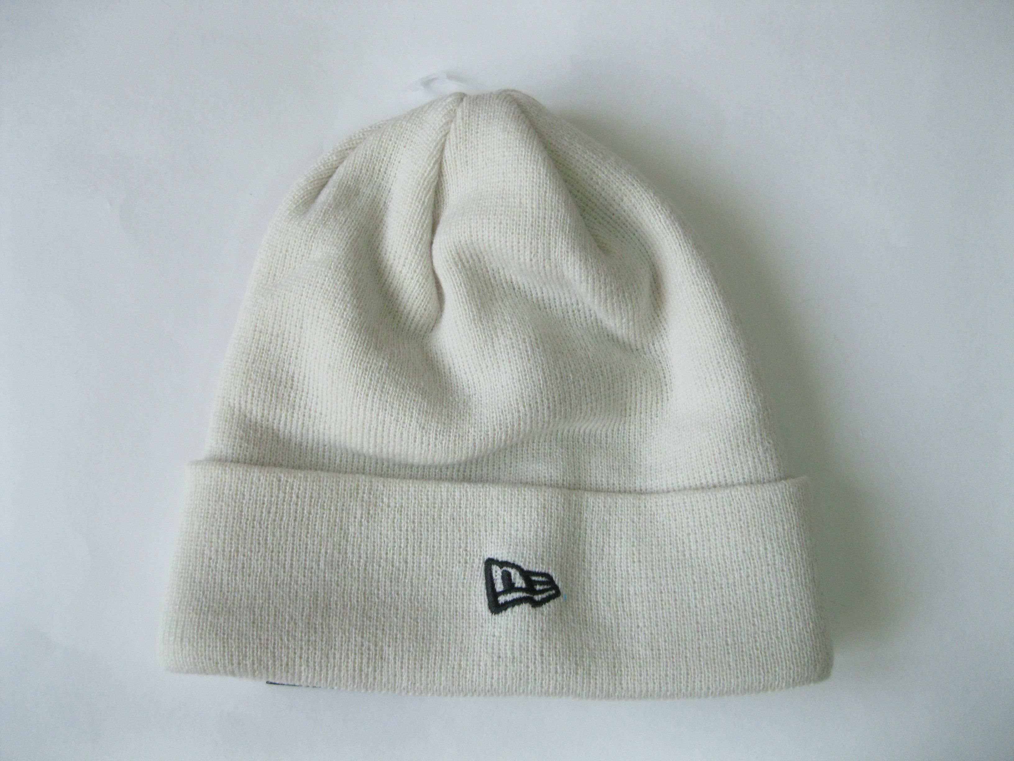 New Era Cuff Essential Beanie Ivory Size ONE SIZE - 3 Thumbnail