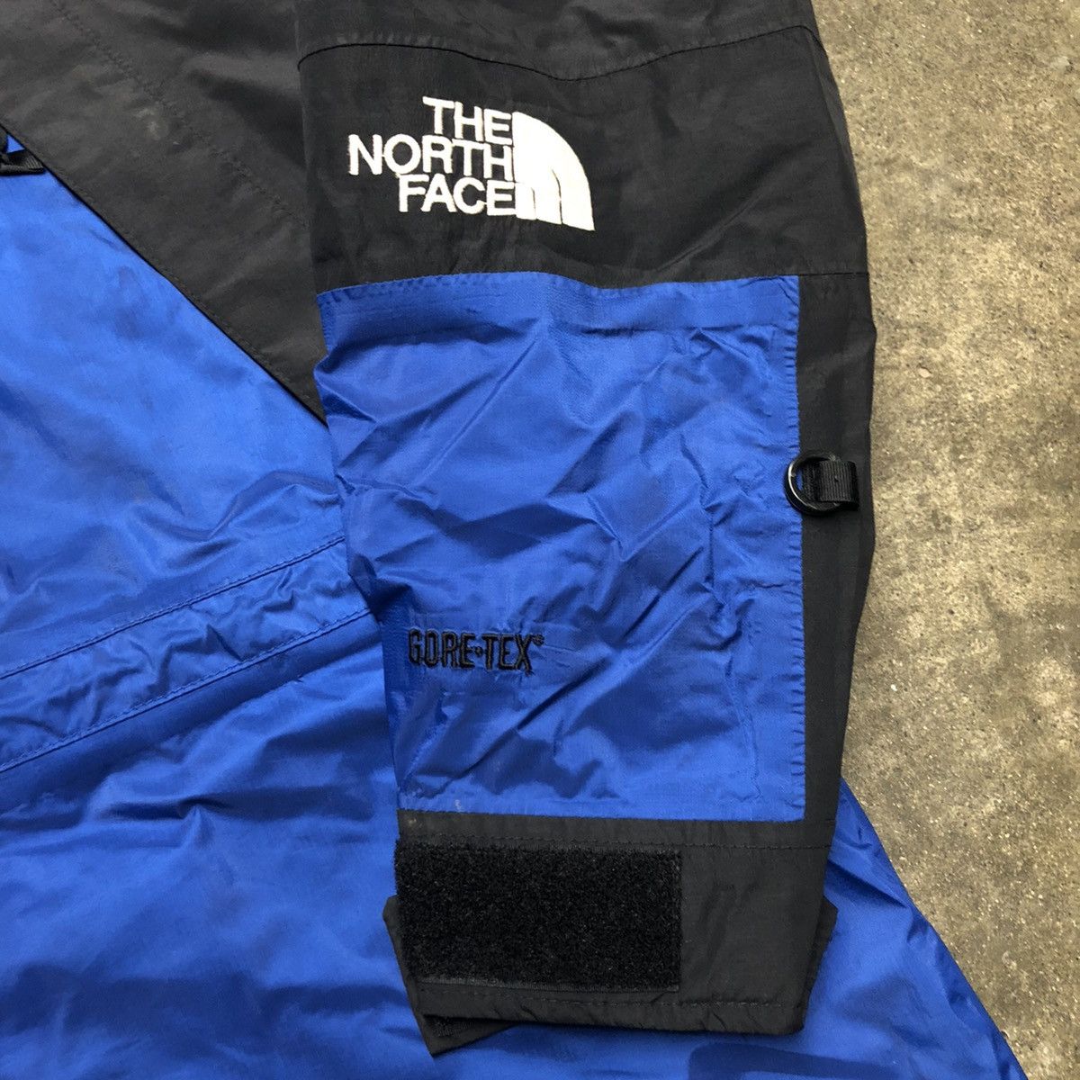 The North Face Vintage North Face Mountain Light Gore-Tex Jacket Medium Size US M / EU 48-50 / 2 - 5 Thumbnail