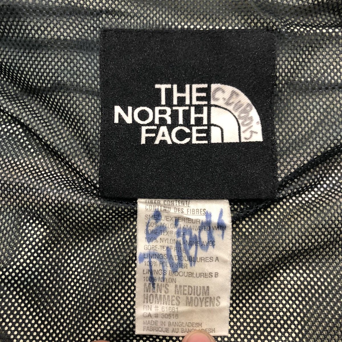 The North Face Vintage North Face Mountain Light Gore-Tex Jacket Medium Size US M / EU 48-50 / 2 - 12 Thumbnail